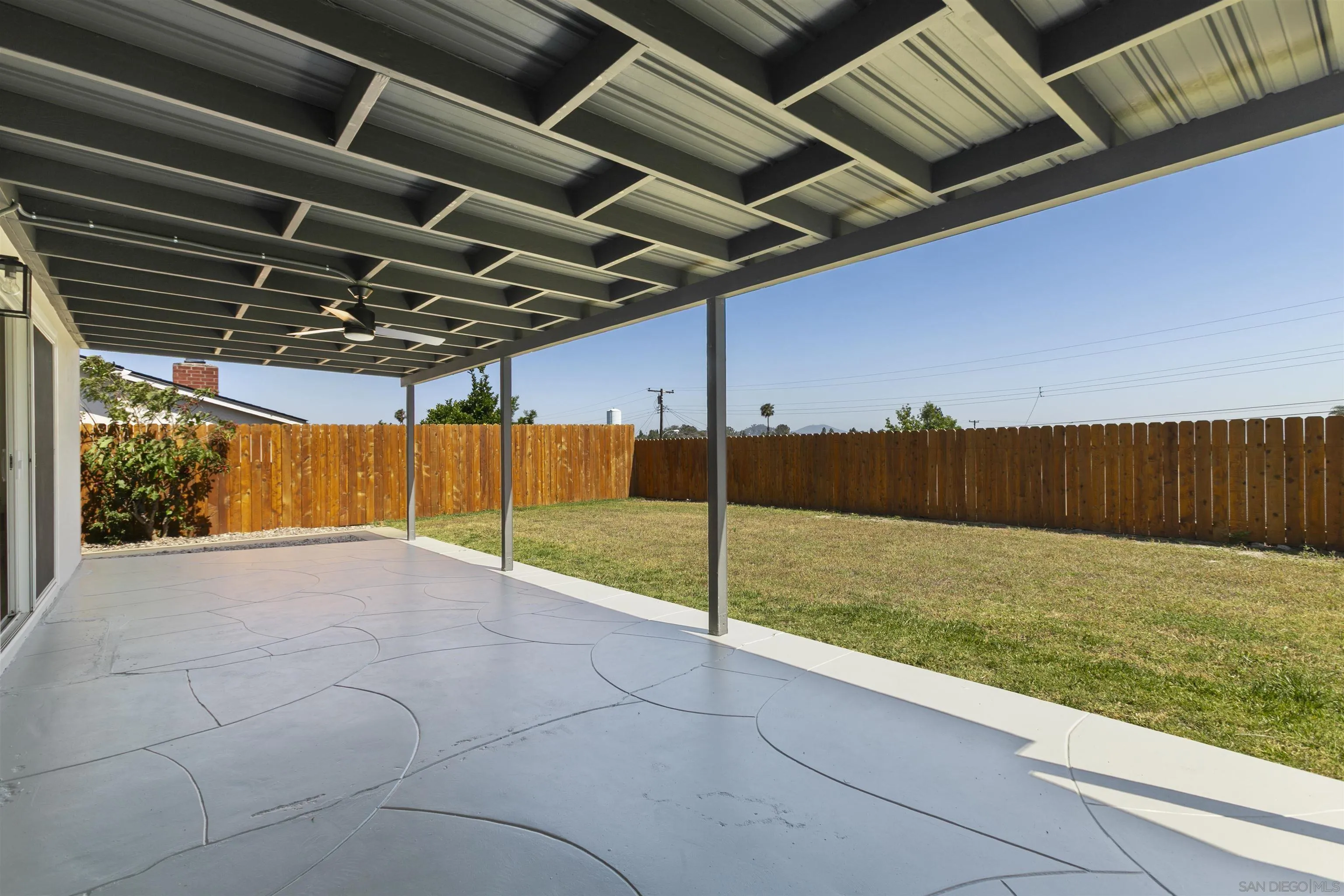 https://cdn.realtyfeed.com/cdn/127/260012104/d98d53241c3fb1246ba90480b7b1a91b.webp