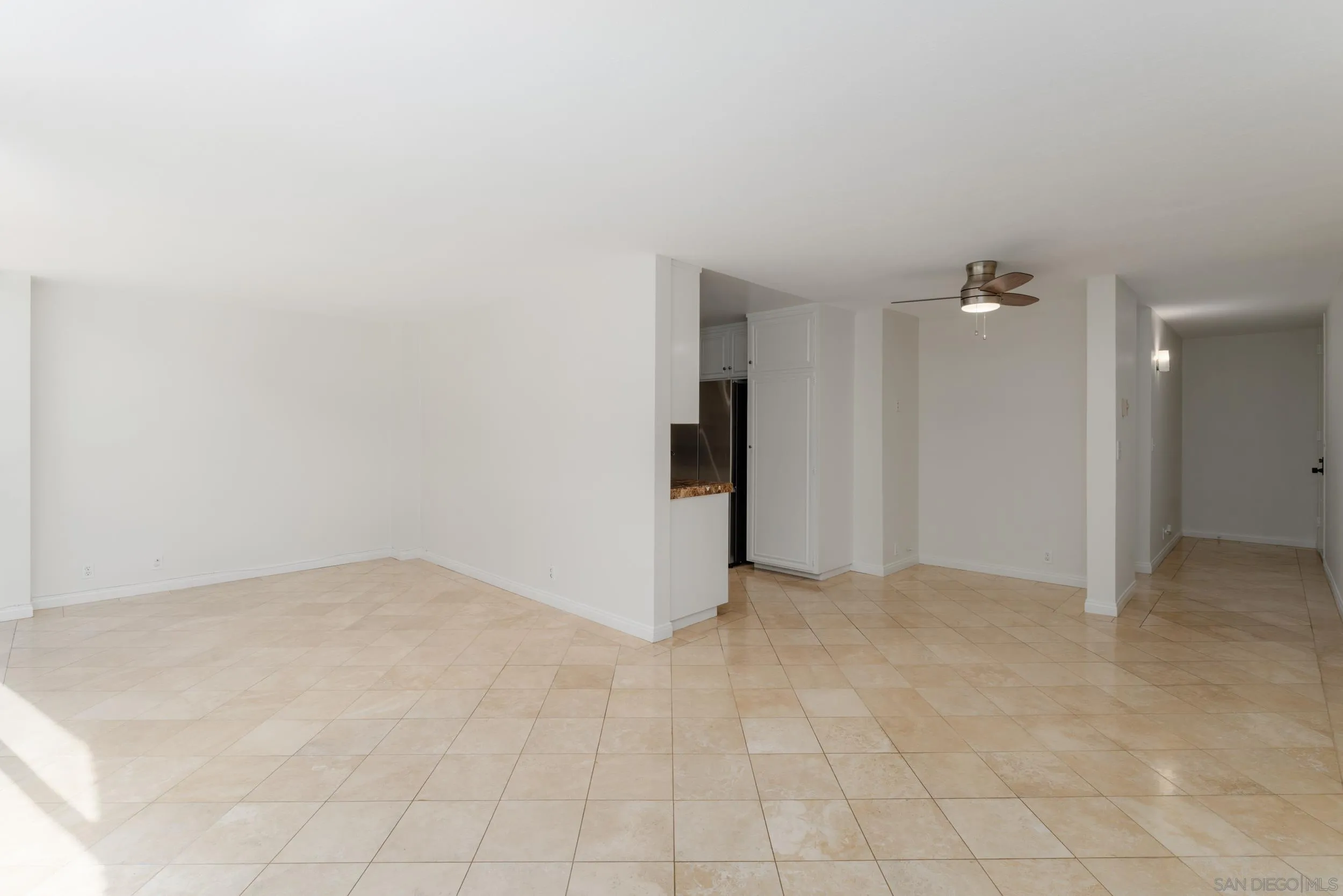 Photo #4: 260012109 Listing: Photo #4