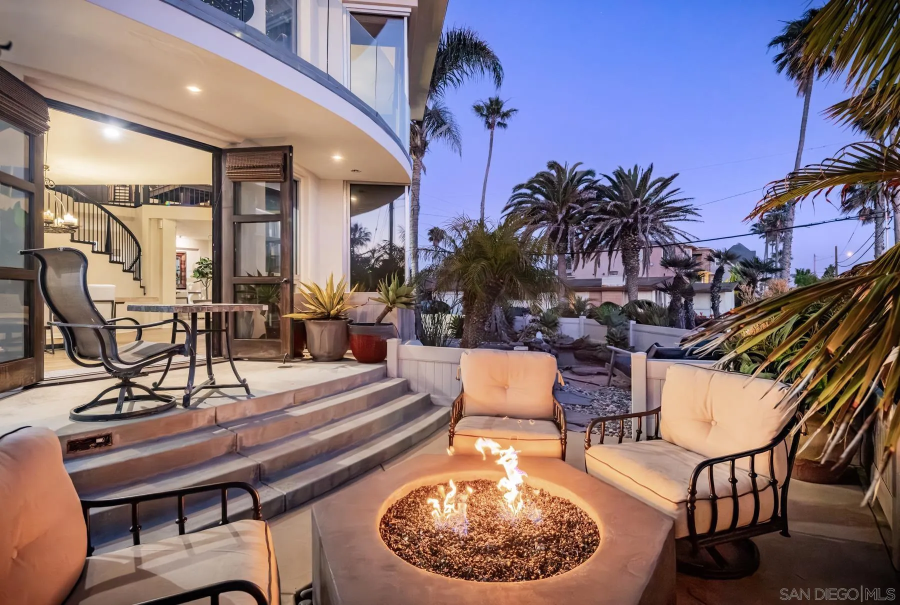 https://cdn.realtyfeed.com/cdn/127/260012110/086defb7d5478da75df74b334b487dd2.webp