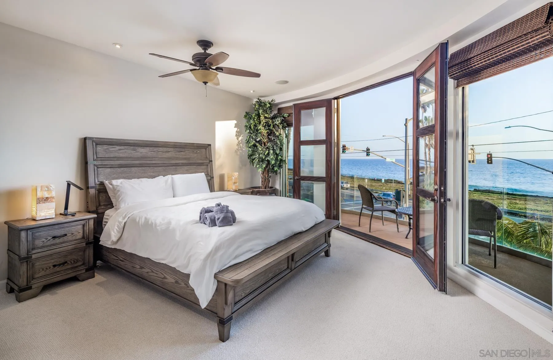 https://cdn.realtyfeed.com/cdn/127/260012110/20f990677b811f9f596d6de0cd4fadf9.webp
