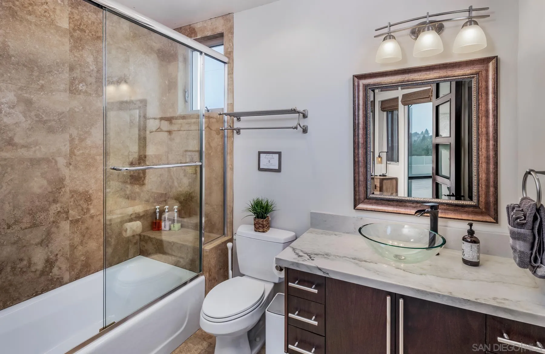https://cdn.realtyfeed.com/cdn/127/260012110/733f9e725ad663cbf8b848db6c3f1e7e.webp