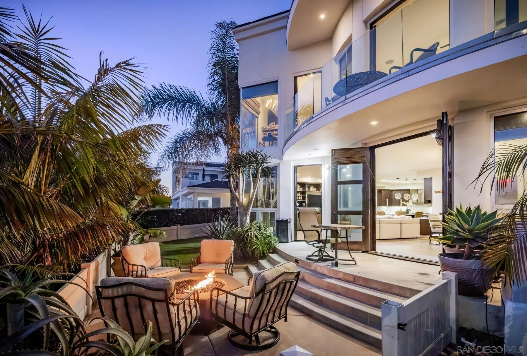 https://cdn.realtyfeed.com/cdn/127/260012110/7ab826f3f622e23fdbbabfc4005a309c.webp