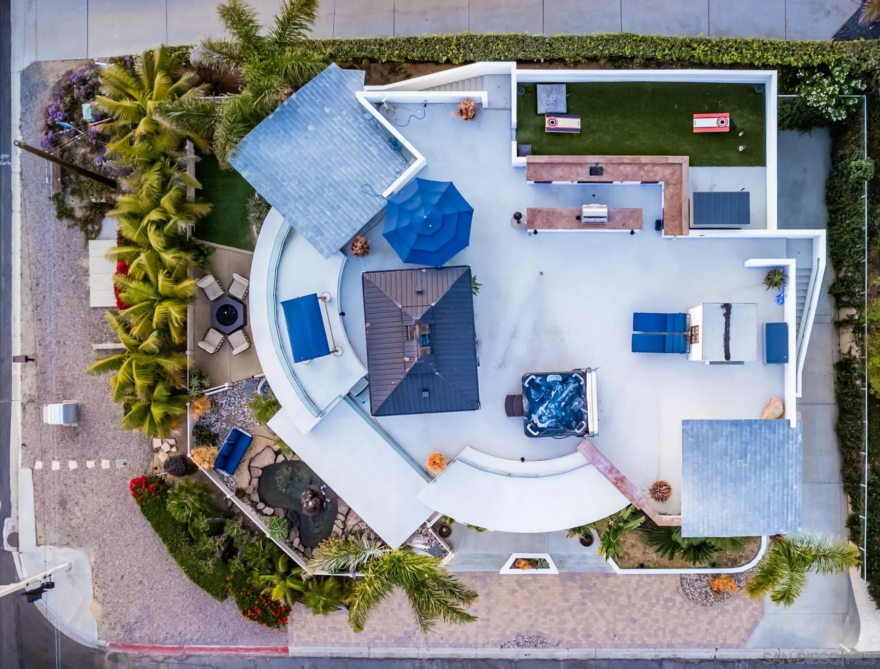 https://cdn.realtyfeed.com/cdn/127/260012110/935ef469b5caf0b7780771ff4d904a45.webp