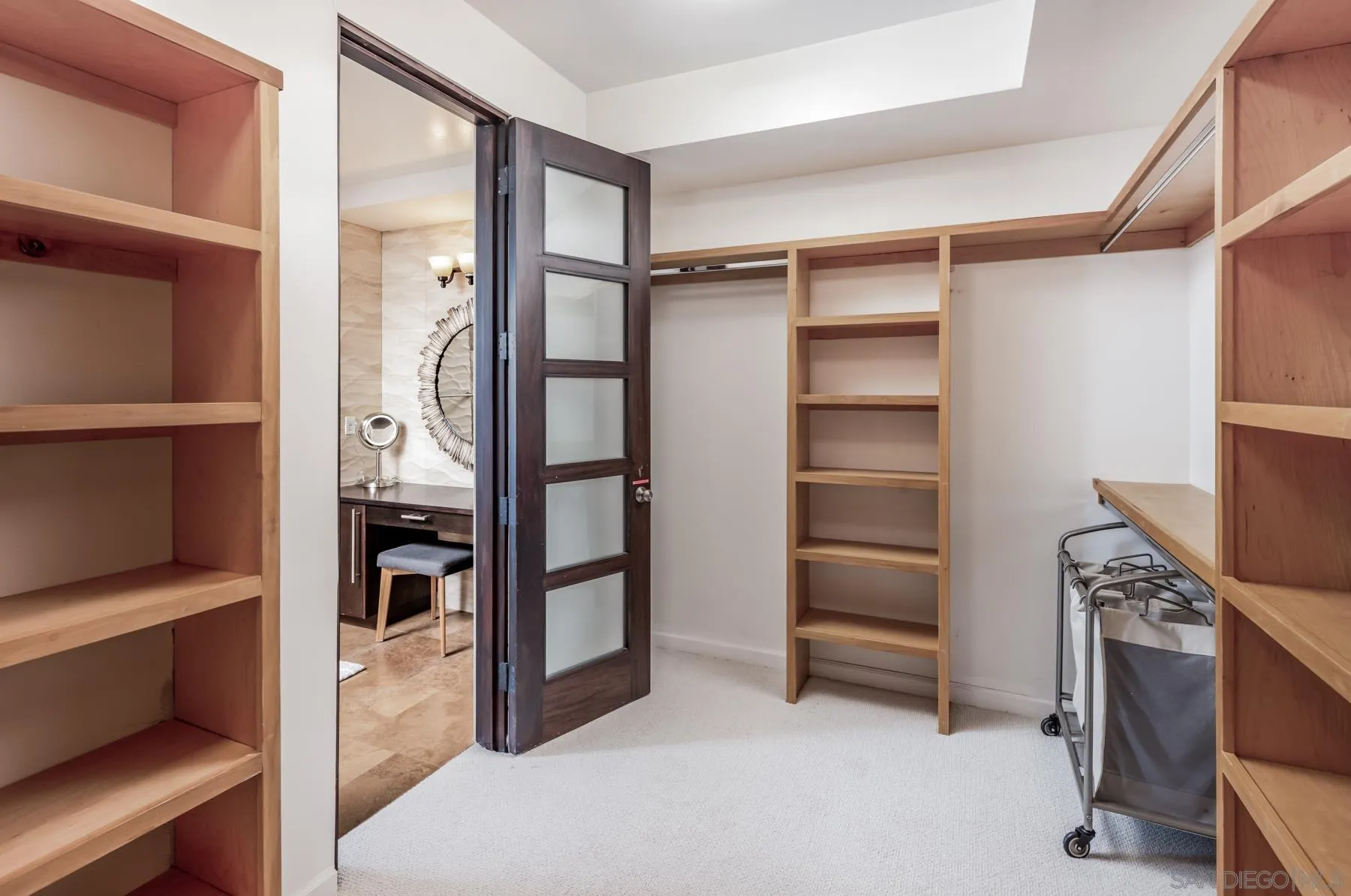 https://cdn.realtyfeed.com/cdn/127/260012110/a8975c3fa467019aadbf6007e660cdbf.webp