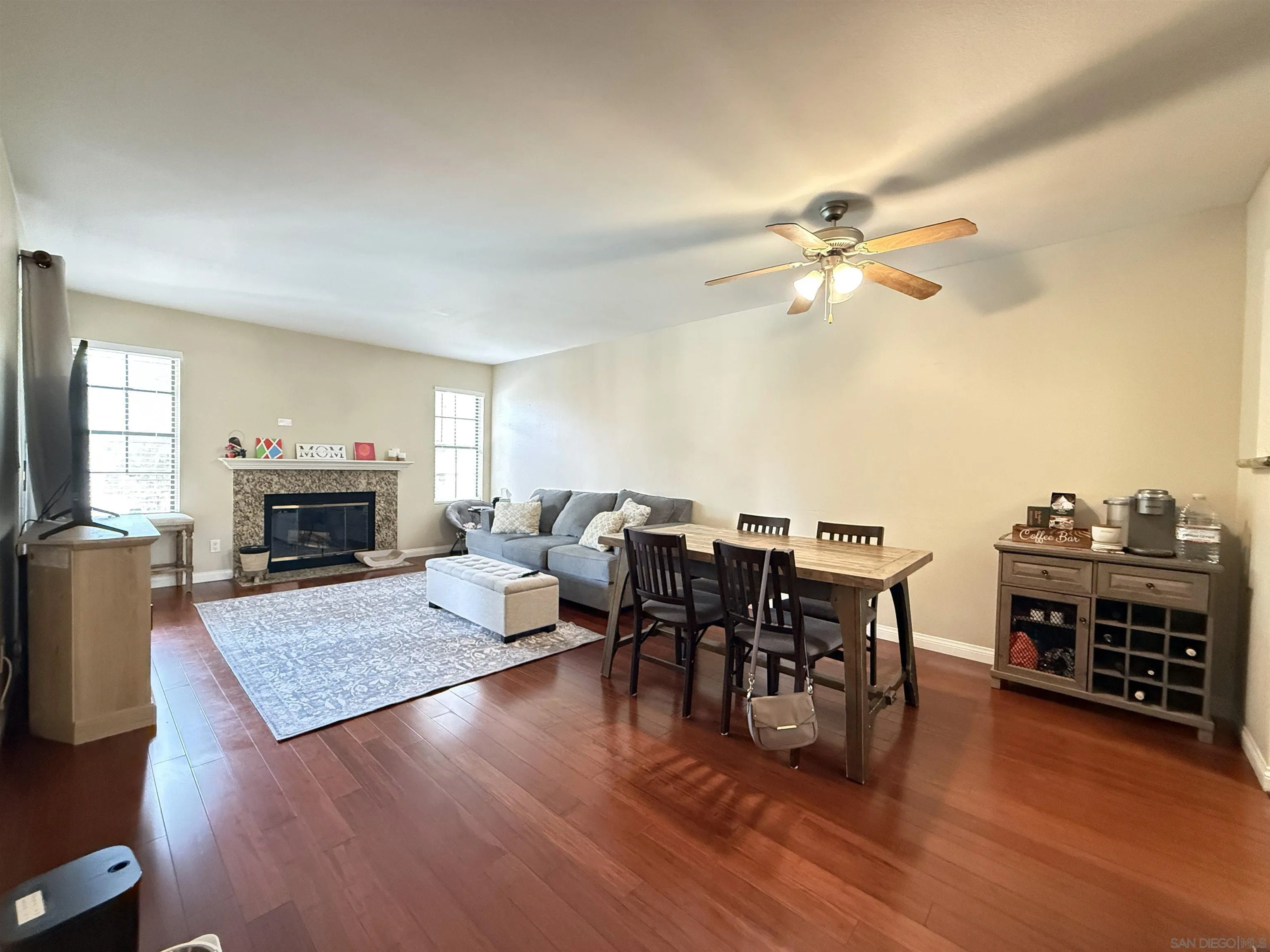 https://cdn.realtyfeed.com/cdn/127/260012113/d7d27740fe20a3358c02102041e970fe.webp
