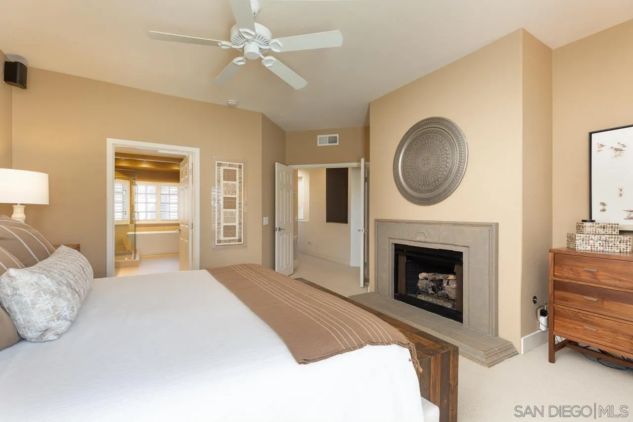 https://cdn.realtyfeed.com/cdn/127/260012115/32cc6e1fd62f31c002b17f6826d1abdb.webp