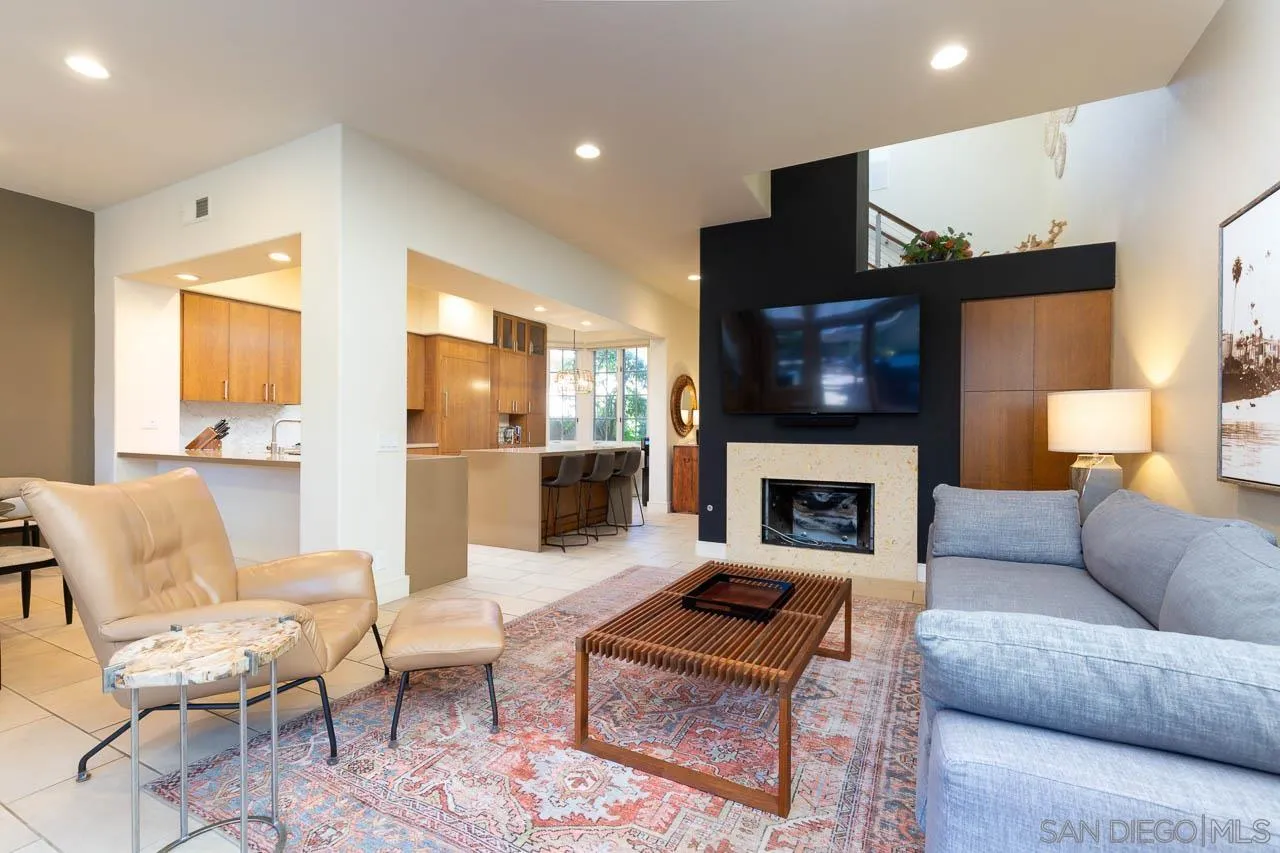 https://cdn.realtyfeed.com/cdn/127/260012115/c5ea943d983c768197cb80e6e6a600e0.webp