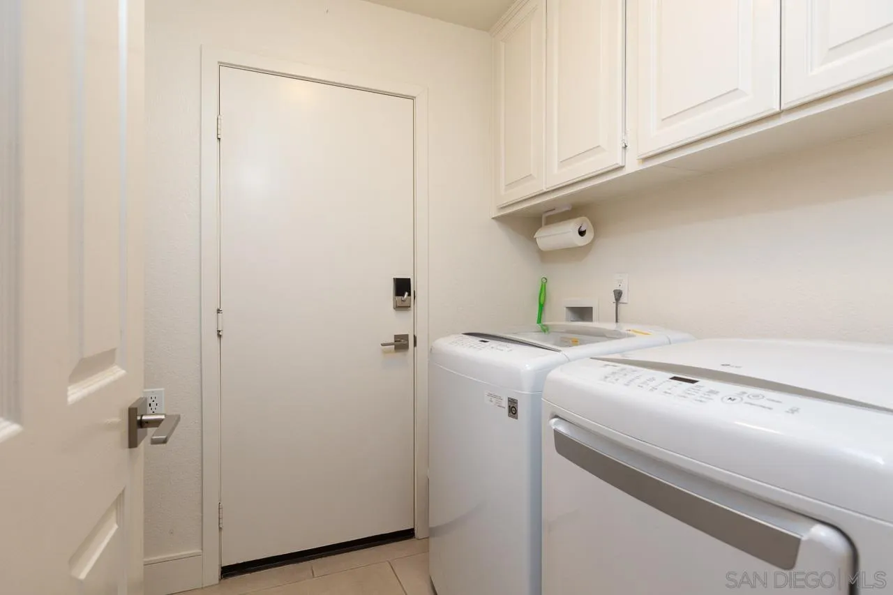https://cdn.realtyfeed.com/cdn/127/260012115/f60fbf0610f8cdb5320aec7a0f4f37c9.webp