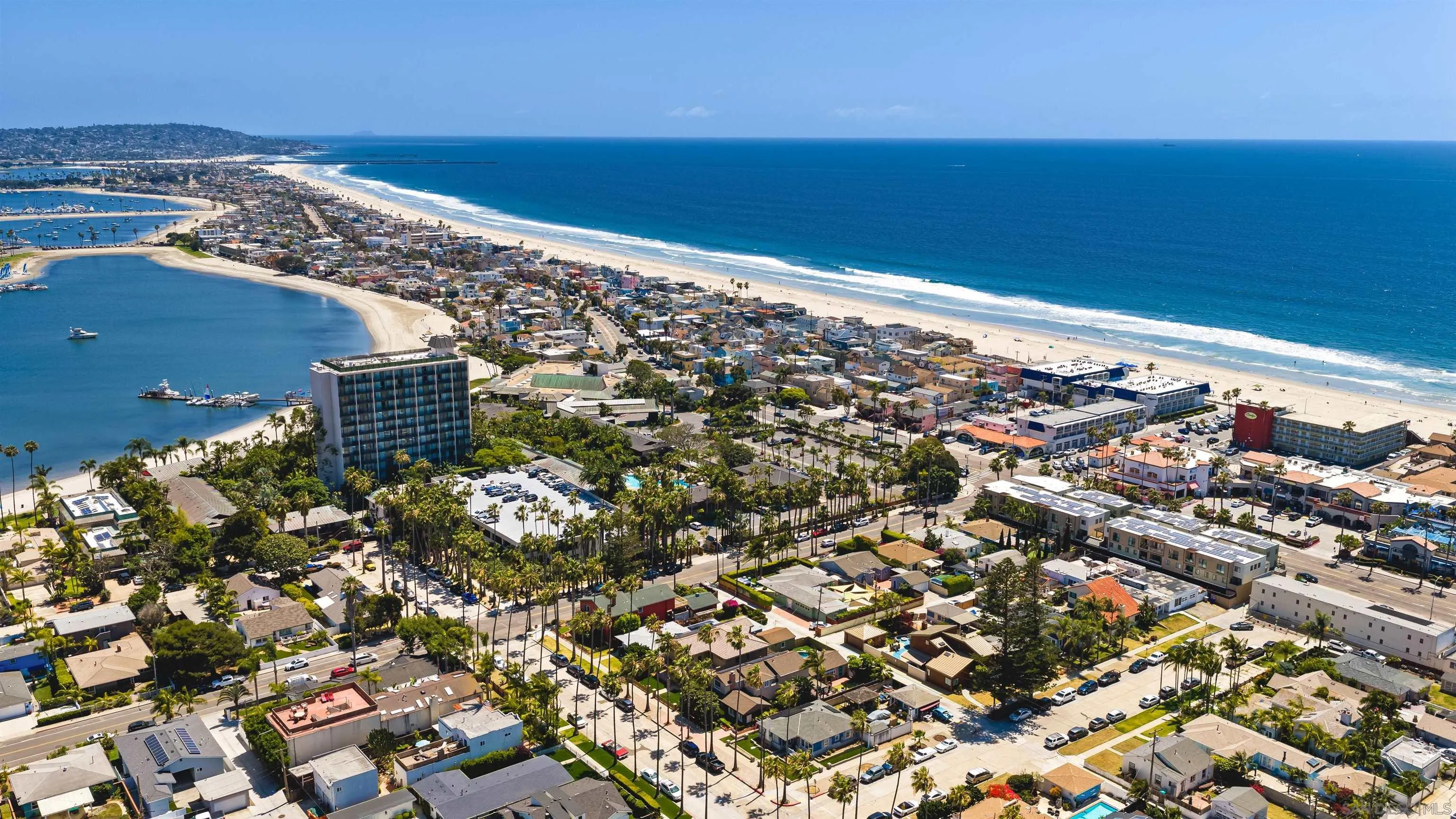 https://cdn.realtyfeed.com/cdn/127/260012118/2e769247e703cf450e0bd65d95873855.webp