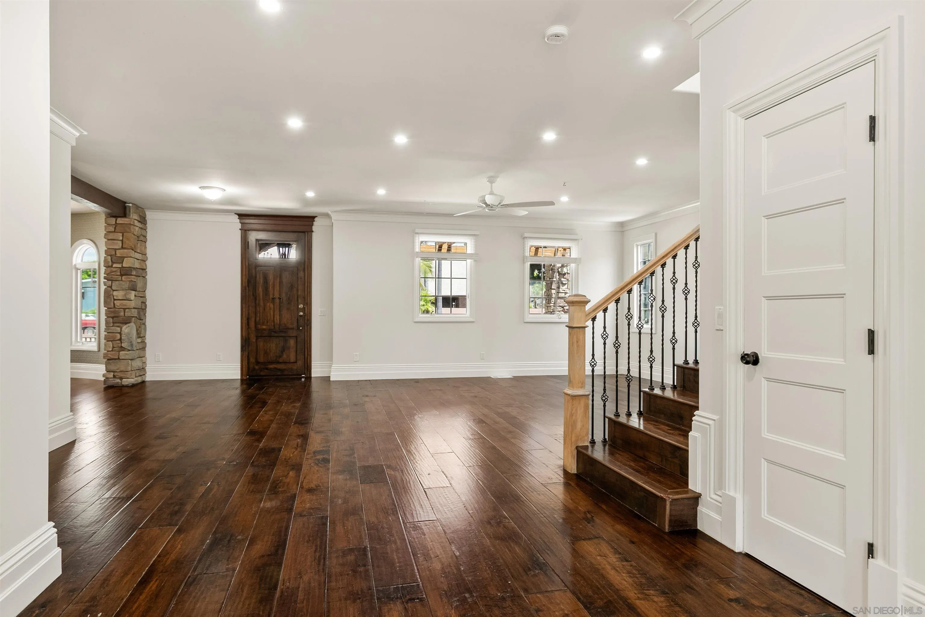 https://cdn.realtyfeed.com/cdn/127/260012118/2f8f27ef4577ab2b051b33e53f709df1.webp