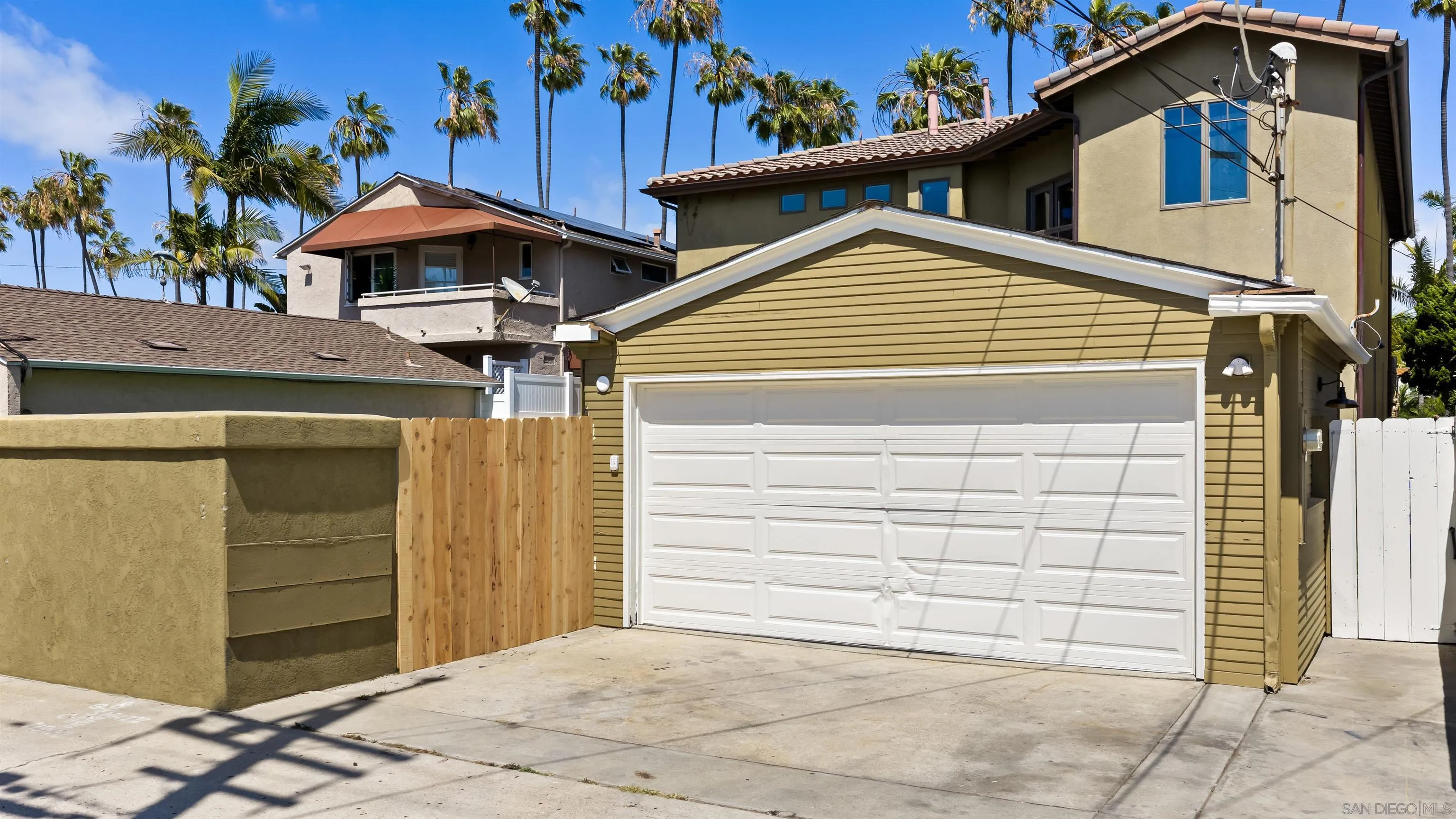 https://cdn.realtyfeed.com/cdn/127/260012118/8a22a18cfb3b520797454f91fc90a2a0.webp