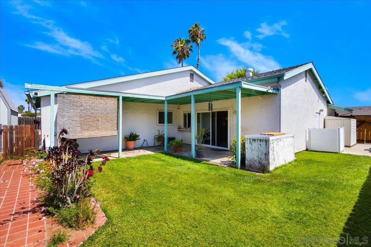 https://cdn.realtyfeed.com/cdn/127/260012119/08857c654748100a7306f8c8bf438c80.webp