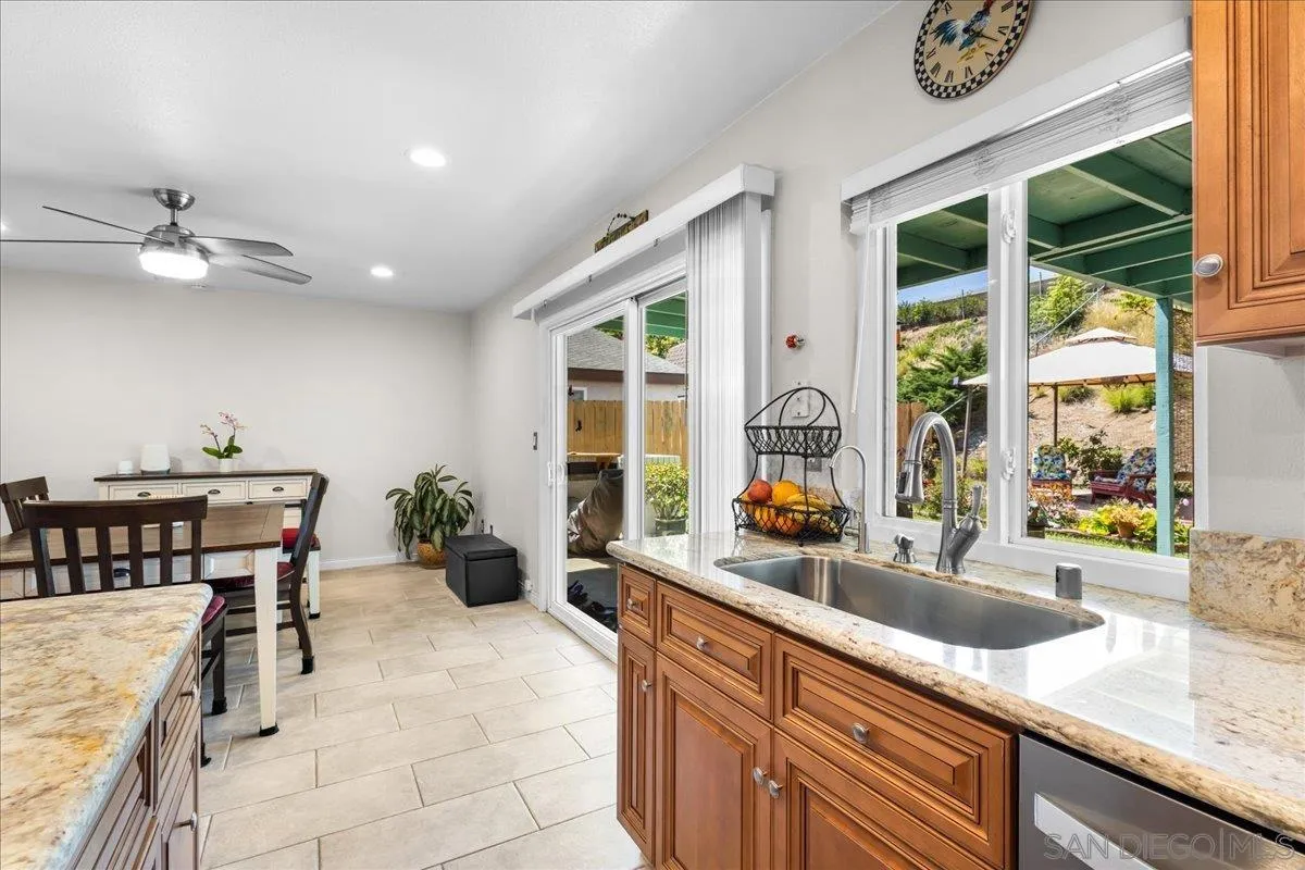 https://cdn.realtyfeed.com/cdn/127/260012119/2c399bc53ad8e72f546d571fb7bd3a4b.webp