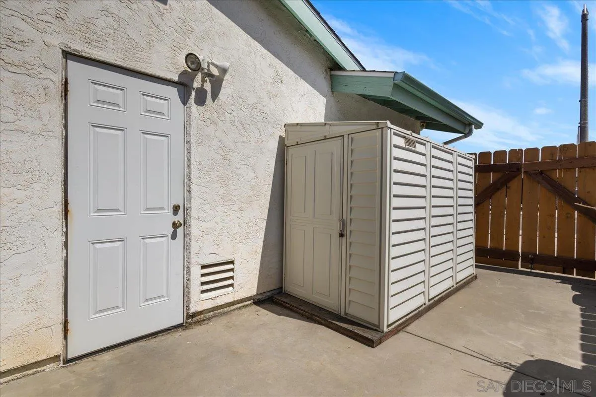 https://cdn.realtyfeed.com/cdn/127/260012119/2cde025177e75e7443e91adf1b9f82fc.webp