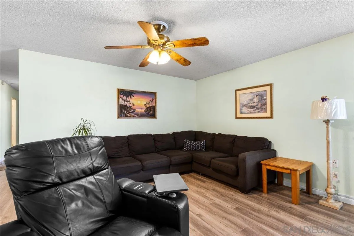 https://cdn.realtyfeed.com/cdn/127/260012119/5c042c9f28a6583445f073ffe73b1635.webp
