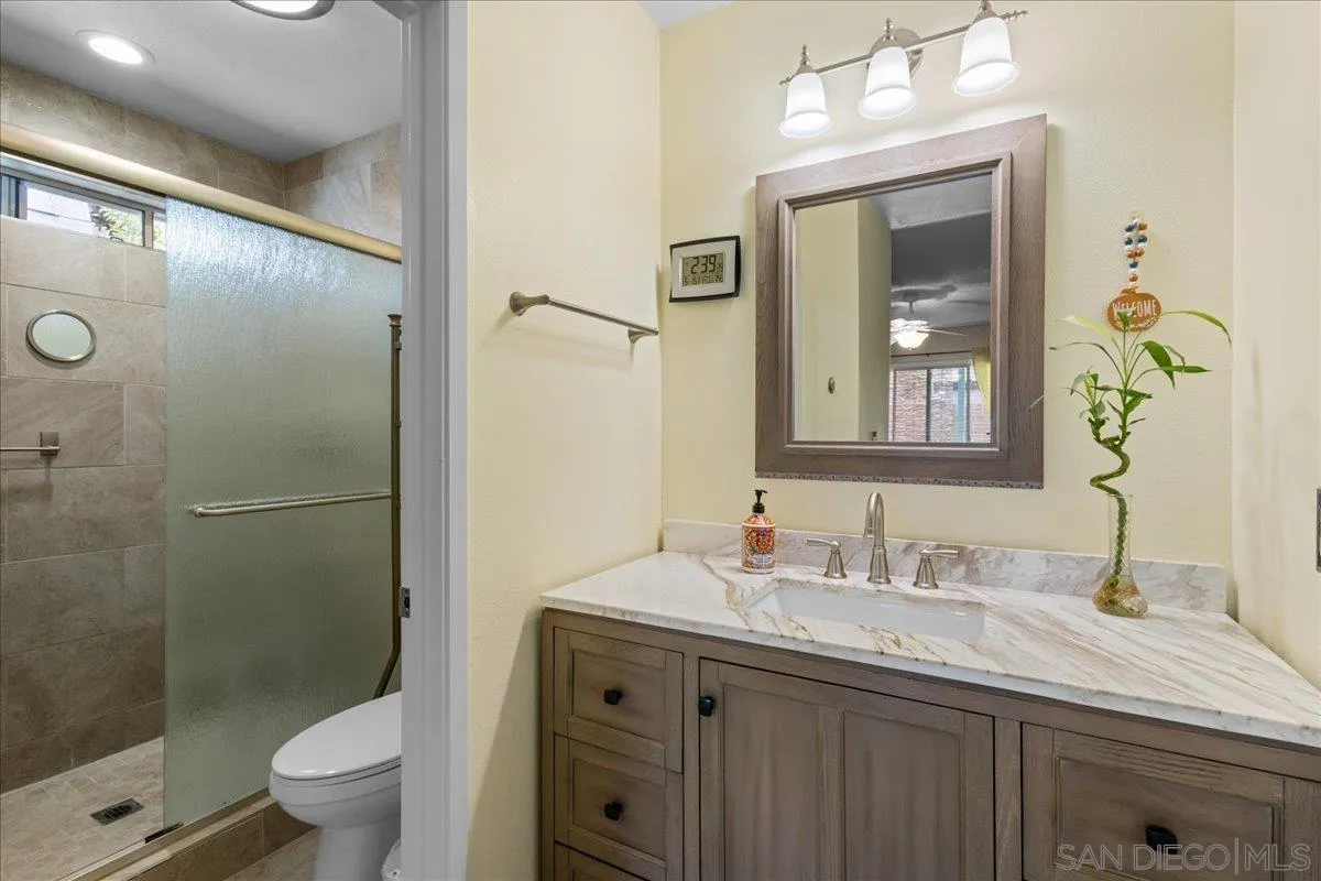 https://cdn.realtyfeed.com/cdn/127/260012119/6a3bbc911cb304bbf32fb080247e7c8e.webp