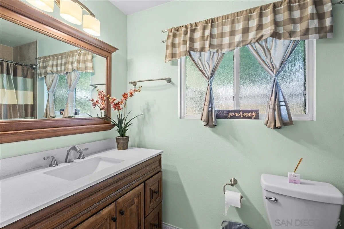 https://cdn.realtyfeed.com/cdn/127/260012119/70e4a0aa0c8633c19450d971479706b2.webp