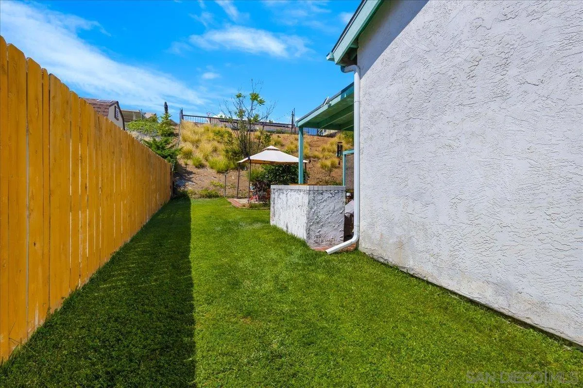 https://cdn.realtyfeed.com/cdn/127/260012119/7c70bf166c24674311418bab9e5f6d5a.webp
