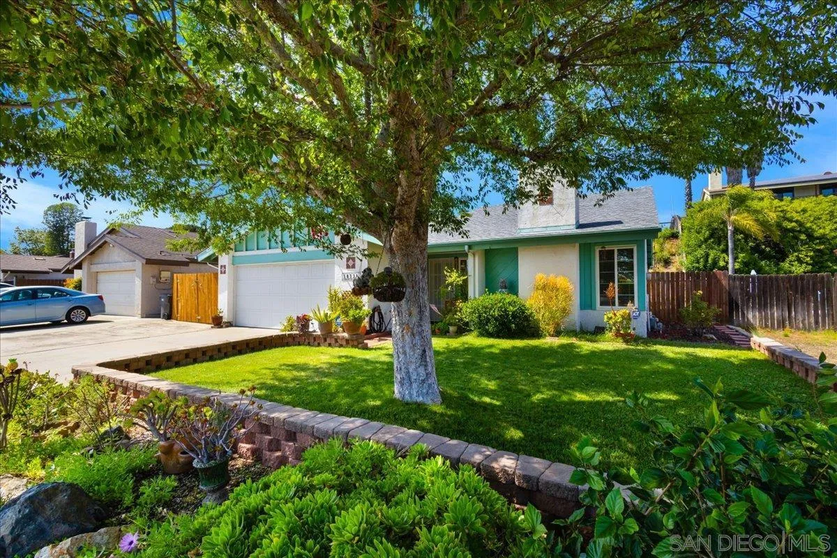 https://cdn.realtyfeed.com/cdn/127/260012119/8bf6cc849f41f1967e113af7f98a6c6f.webp