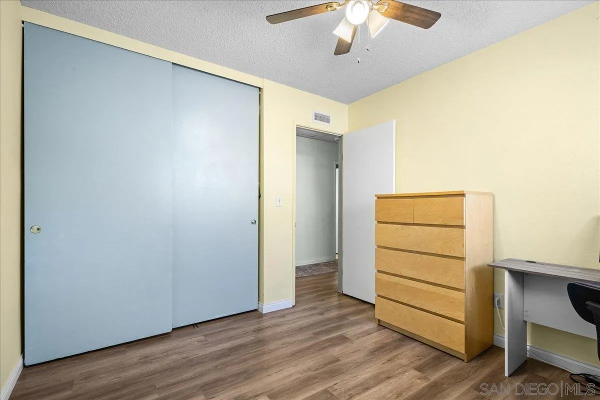 https://cdn.realtyfeed.com/cdn/127/260012119/8e1a306580253d236ee2131784bcbfb9.webp