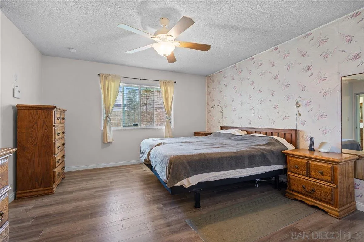 https://cdn.realtyfeed.com/cdn/127/260012119/ebcaaac2a28c0ff72e3ac876a87e476e.webp