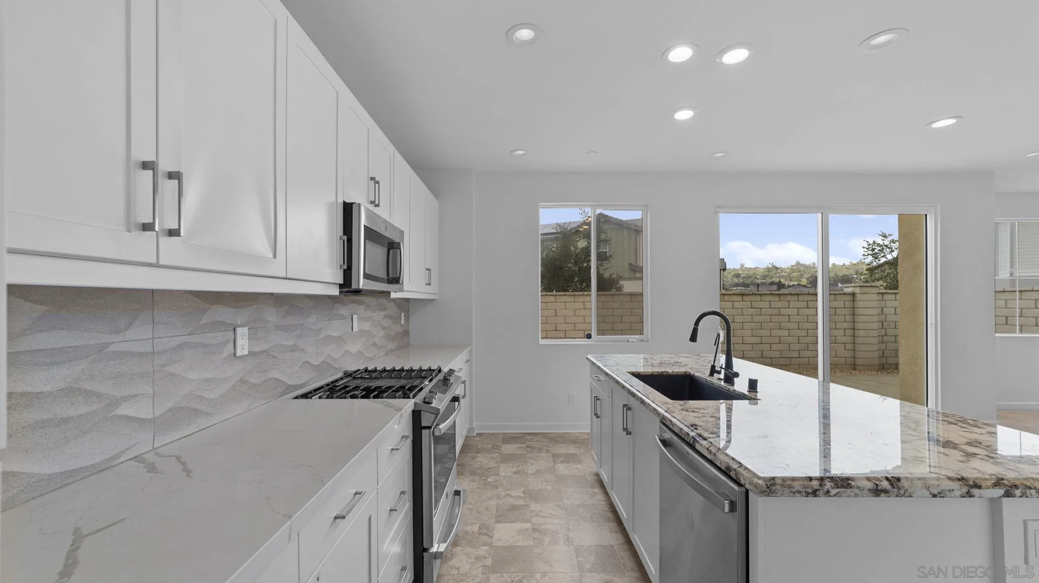 https://cdn.realtyfeed.com/cdn/127/260012121/a7170ed6b884aa326cac006f56b07a0b.webp