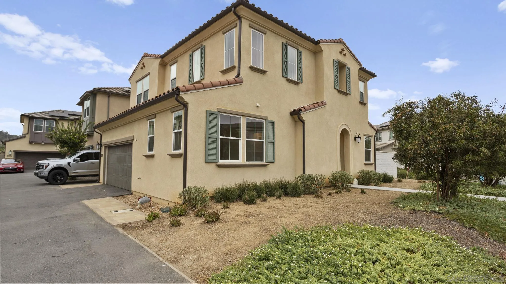 https://cdn.realtyfeed.com/cdn/127/260012121/b9df7f1bc219a5285205c8ca8aee5c5f.webp