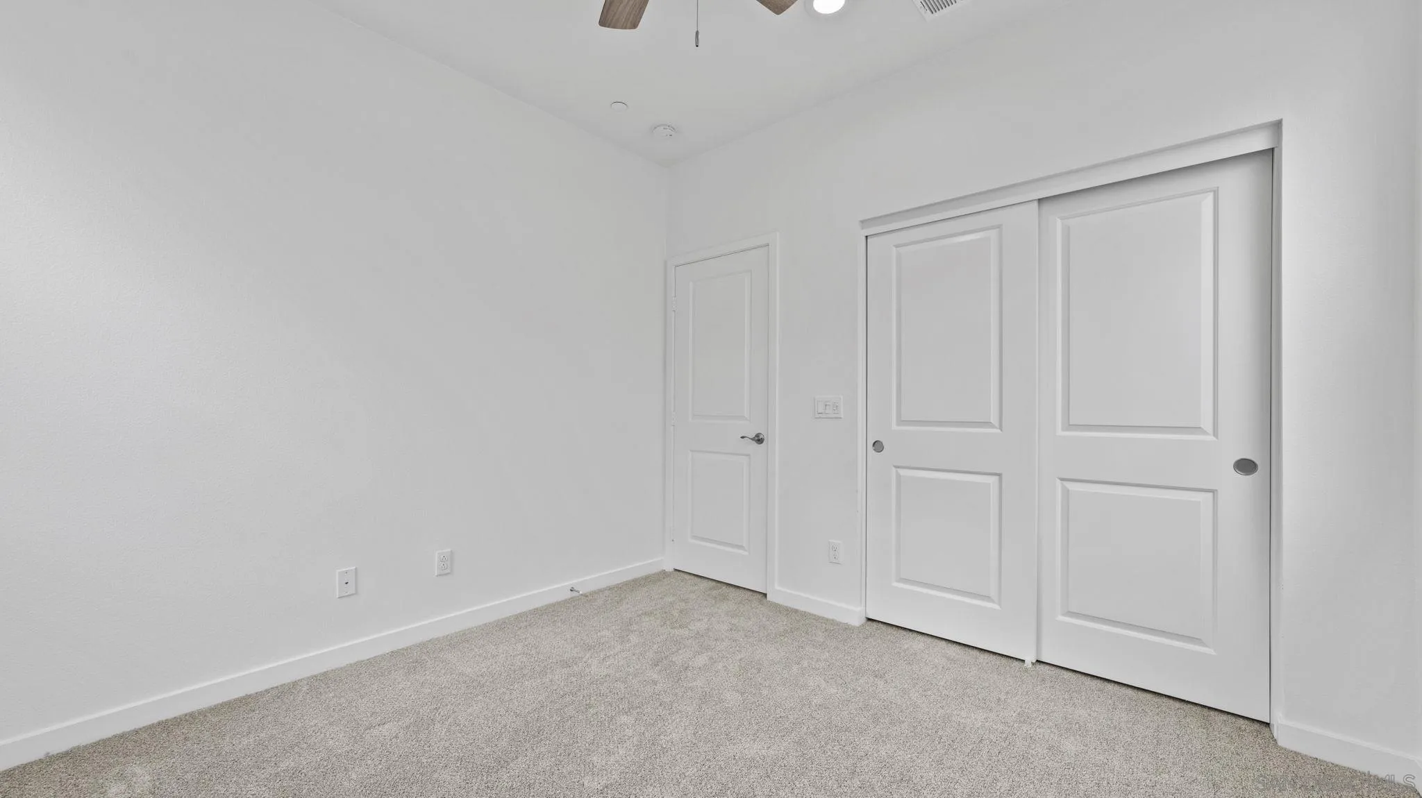 https://cdn.realtyfeed.com/cdn/127/260012121/ea5a7948550b8a556afa6a806ccd6703.webp