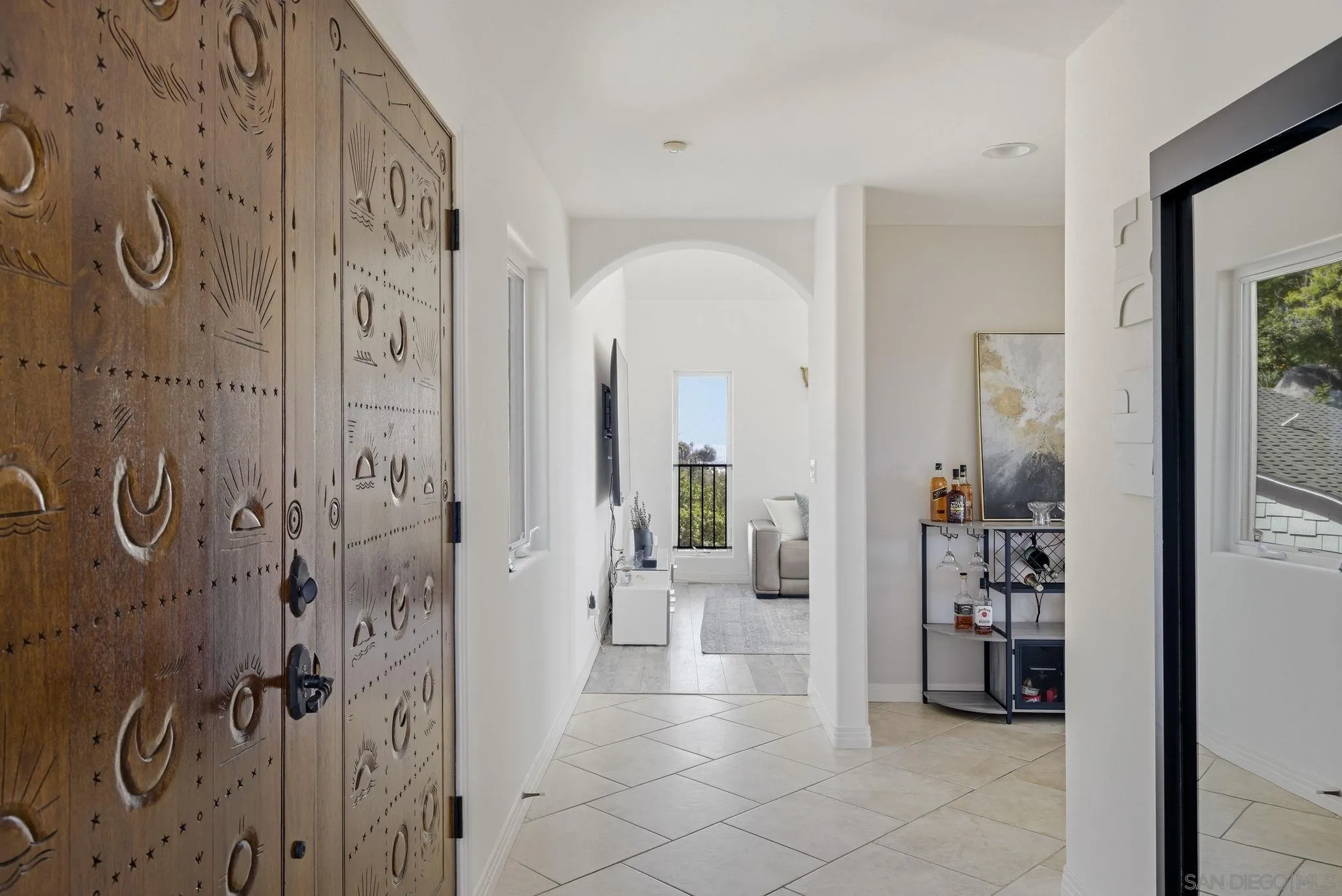https://cdn.realtyfeed.com/cdn/127/260012131/d937e60d806c2d48f216dc79218d9e65.webp