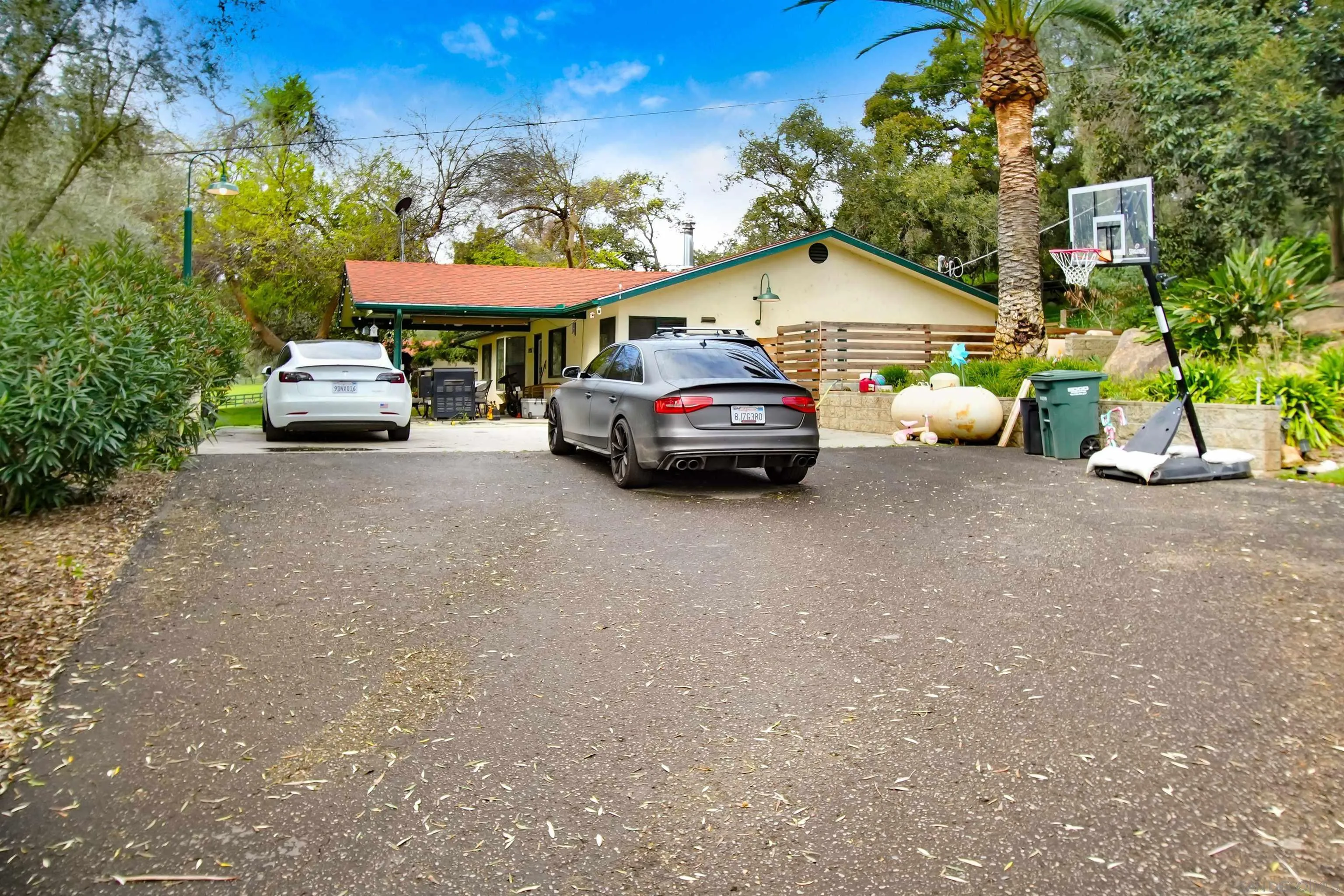 https://cdn.realtyfeed.com/cdn/127/260012132/485a4f2b02b0b45ce701d325d4c2ad64.webp