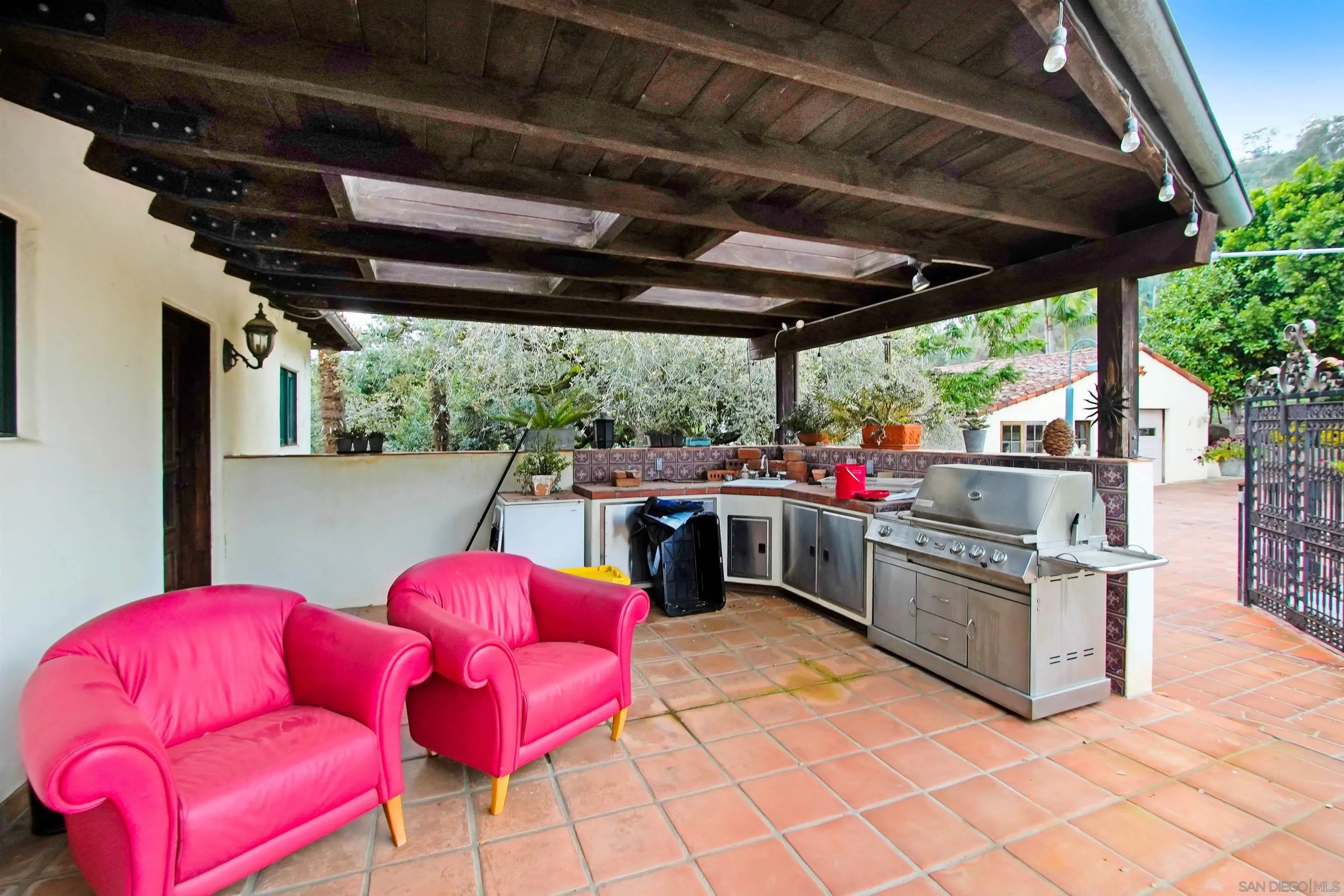 https://cdn.realtyfeed.com/cdn/127/260012132/fee2a95b6e7198a090d801ec7f7c2384.webp
