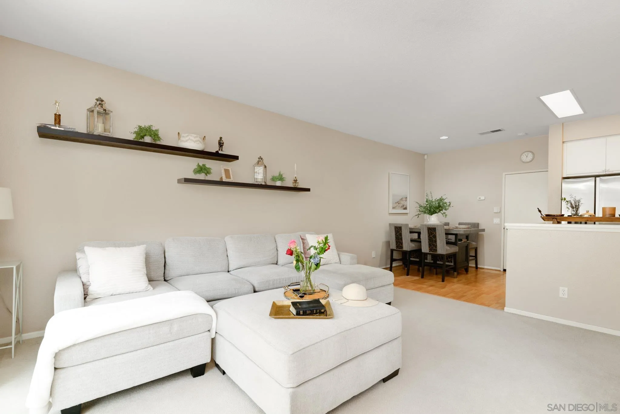 Photo #11: 260012135 Listing: Photo #11