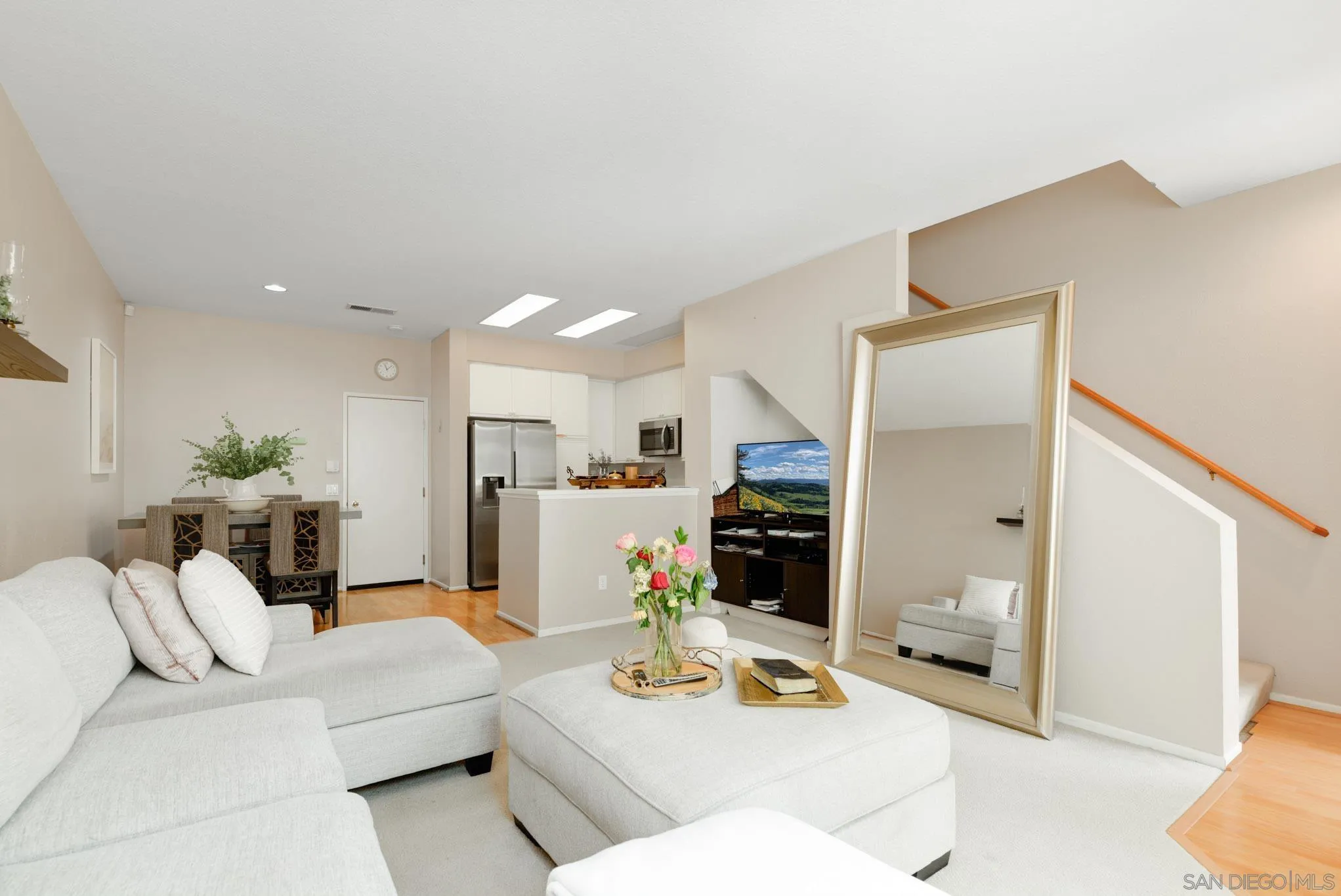 Photo #10: 260012135 Listing: Photo #10