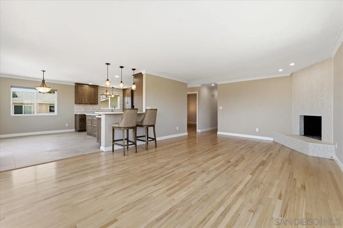 https://cdn.realtyfeed.com/cdn/127/260012139/34190ffe29d02f5b602ee42634ef1c6d.webp