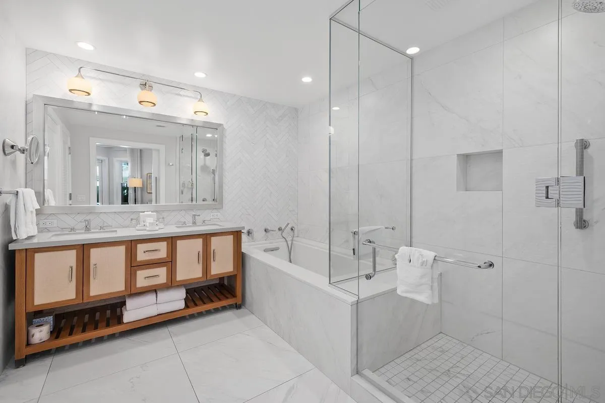 Photo #15: 260012141 Listing: Photo #15