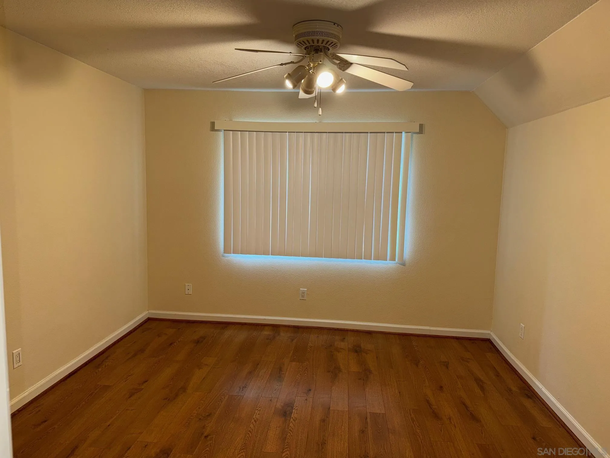 Photo #9: 260012147 Listing: Photo #9