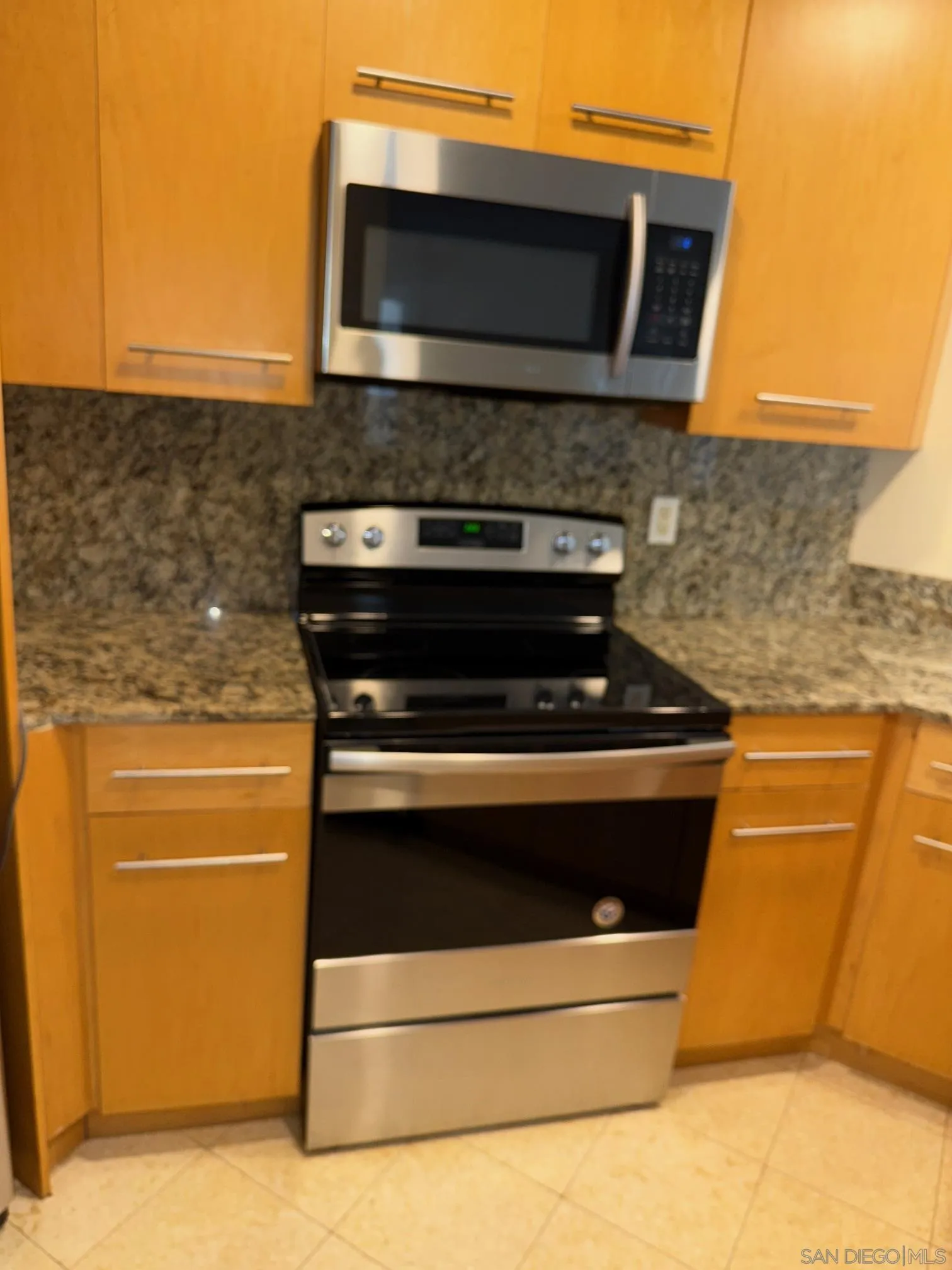 Photo #6: 260012147 Listing: Photo #6