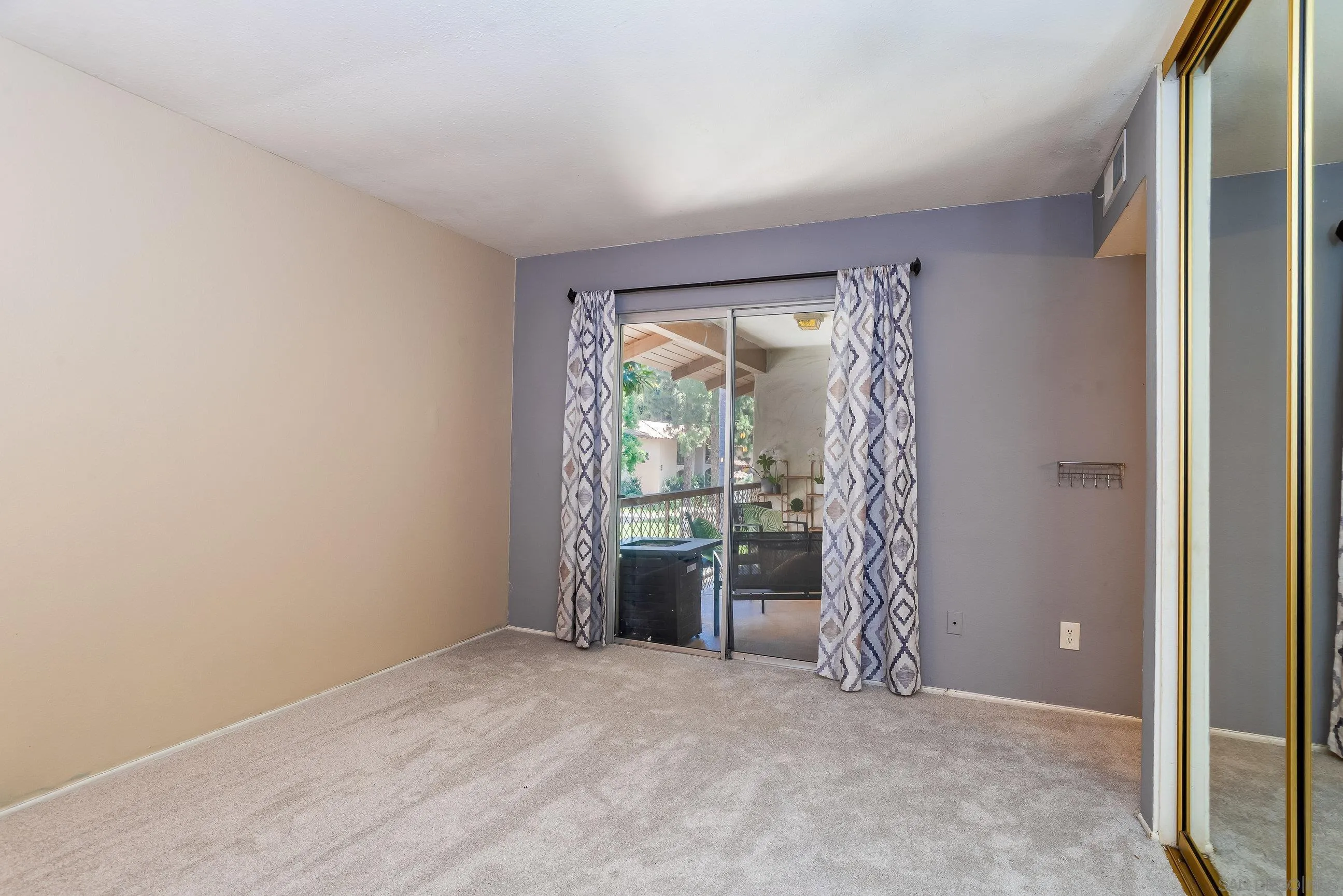 Photo #19: 260012155 Listing: Photo #19