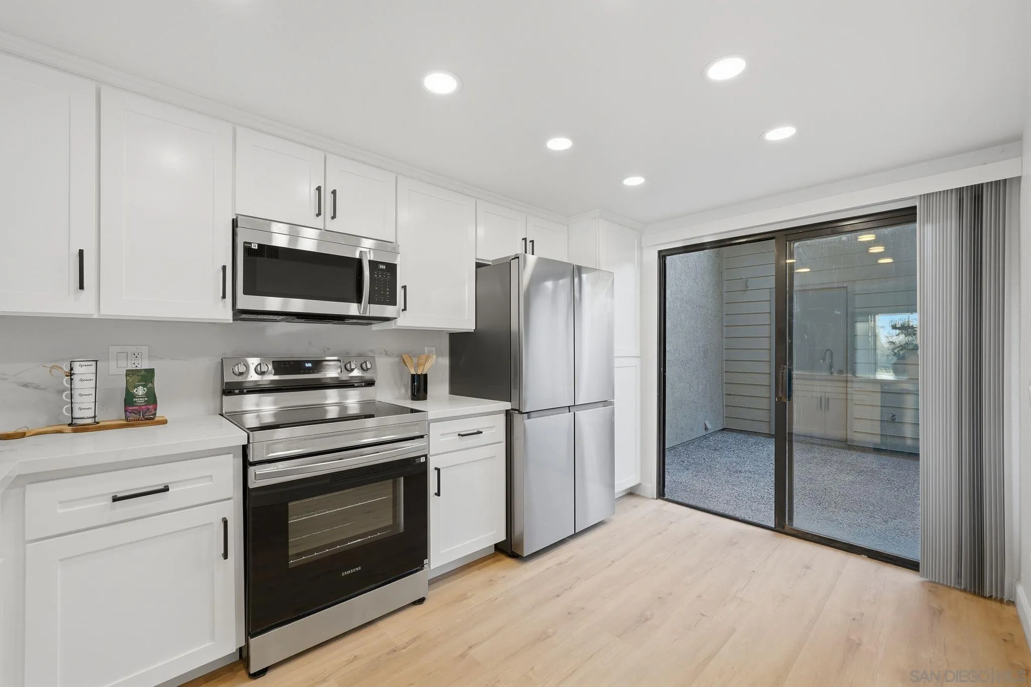 Photo #6: 260012157 Listing: Photo #6