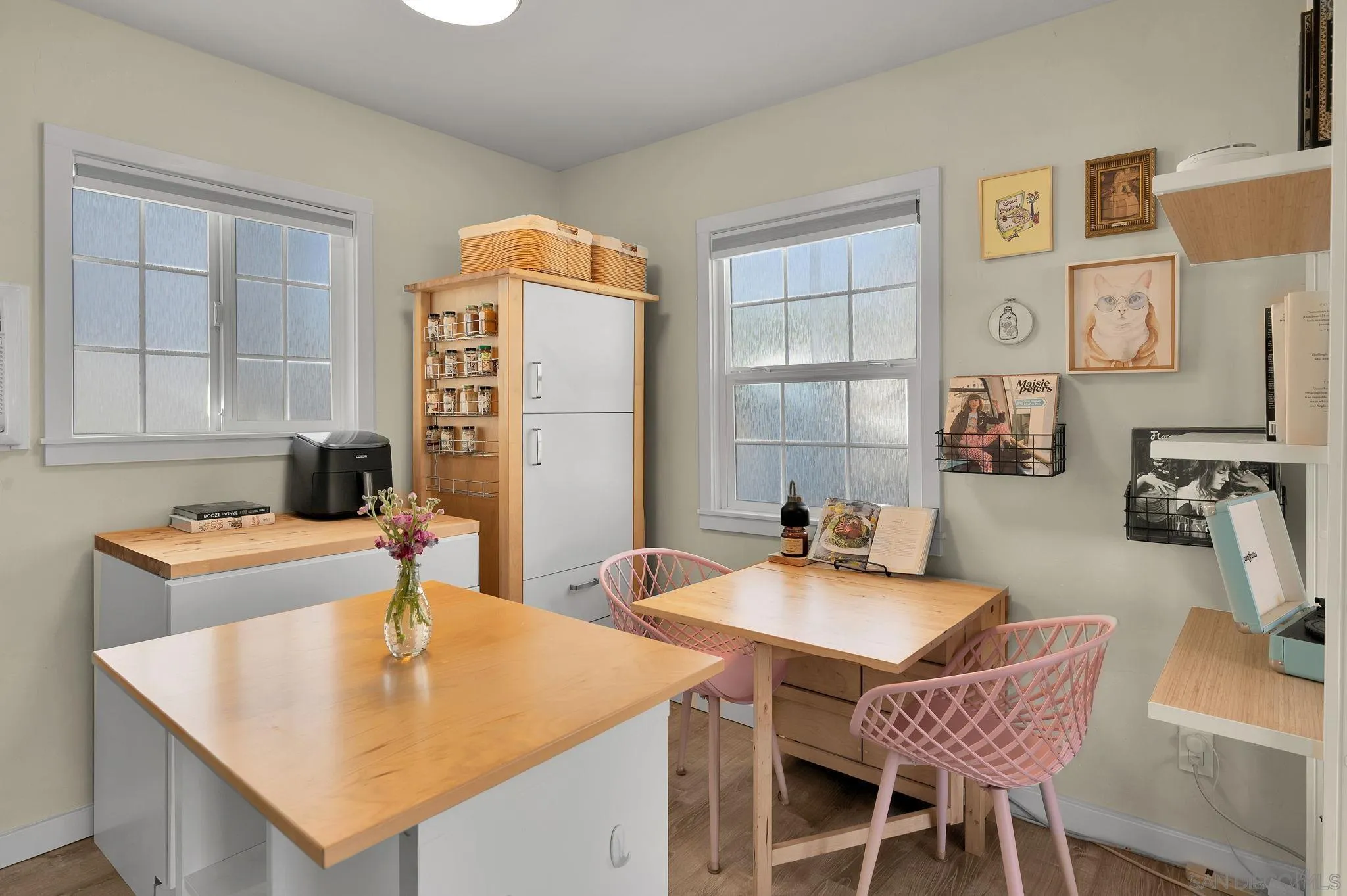 https://cdn.realtyfeed.com/cdn/127/260012165/aa3068725b70aa732261ad2a5d289bf9.webp