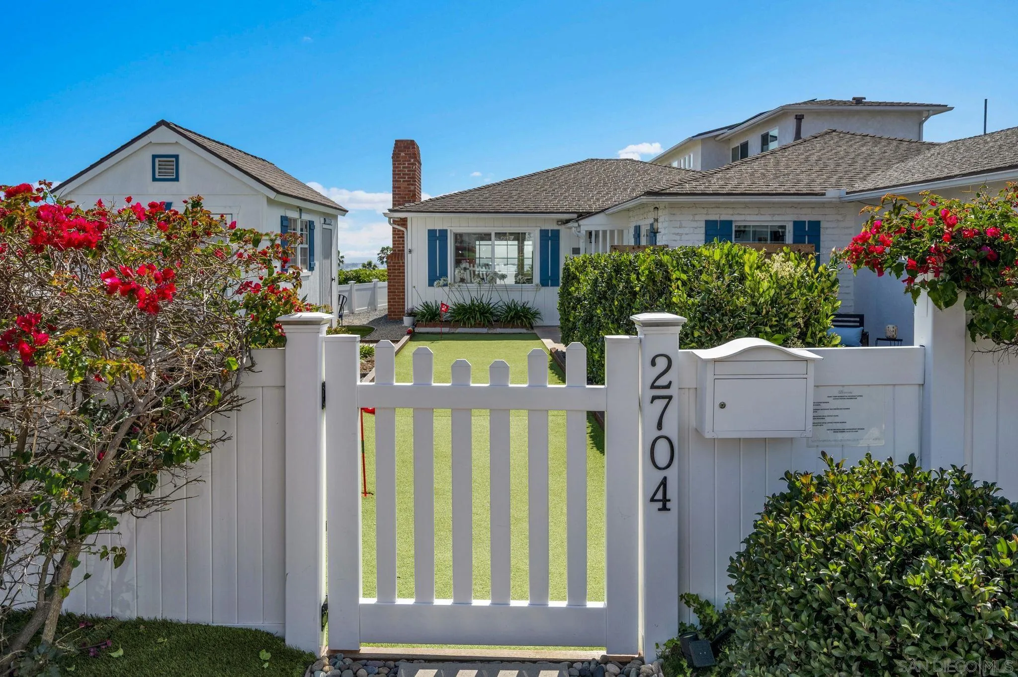 https://cdn.realtyfeed.com/cdn/127/260012165/c7b20c44a4959c9d96744c424c0646e2.webp