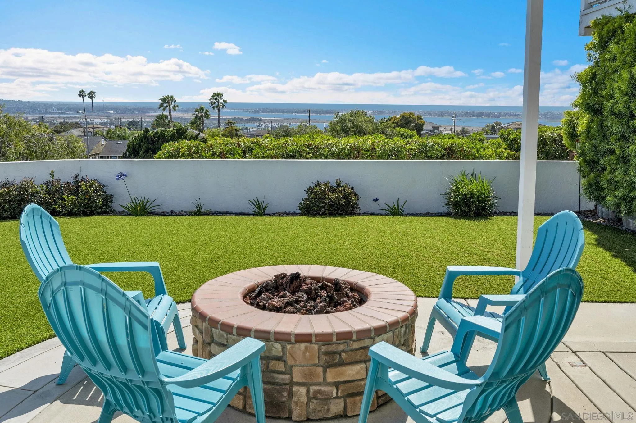 https://cdn.realtyfeed.com/cdn/127/260012165/d723070c657d337d8de0bdb5099c1651.webp