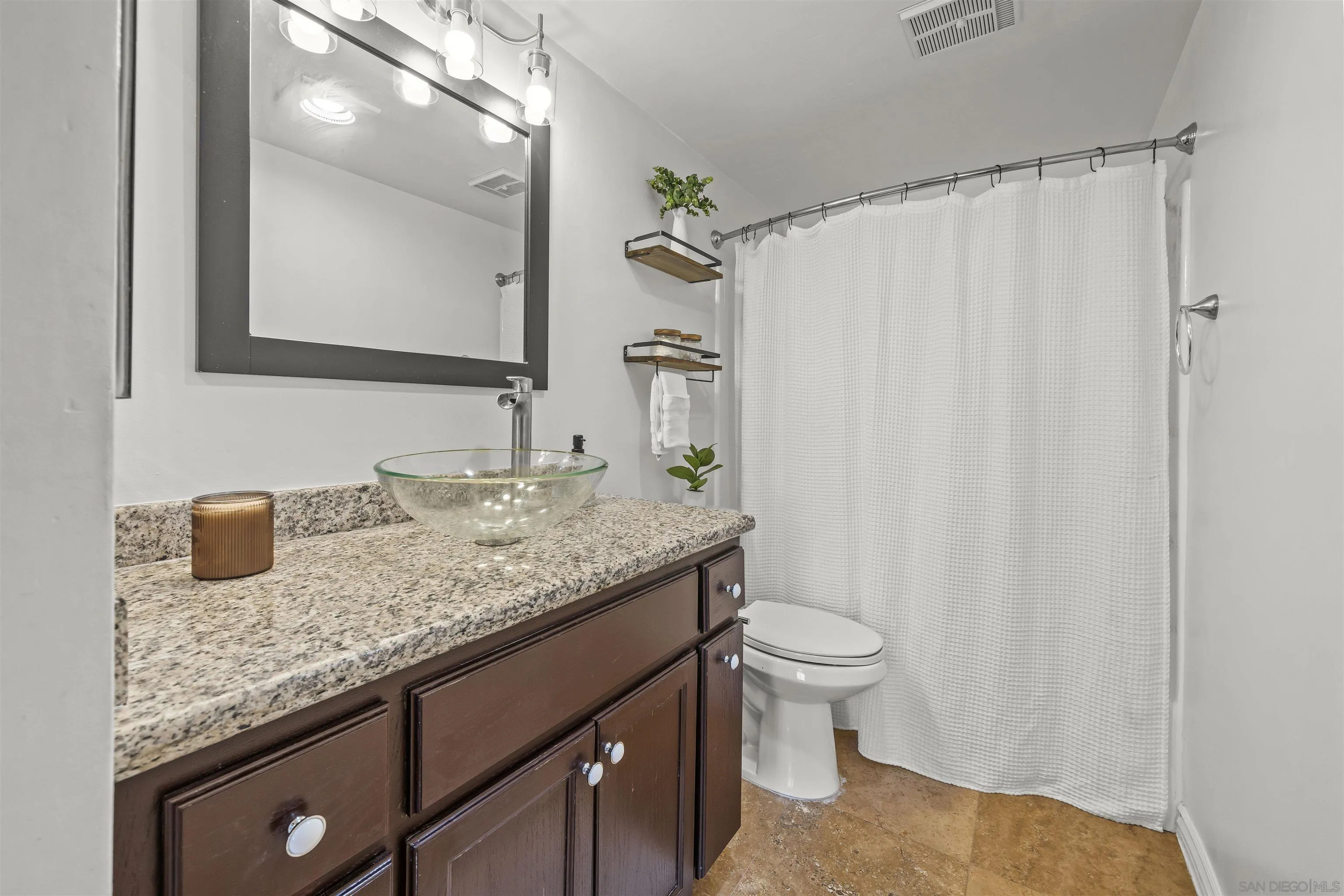 Photo #20: 260012166 Listing: Photo #20