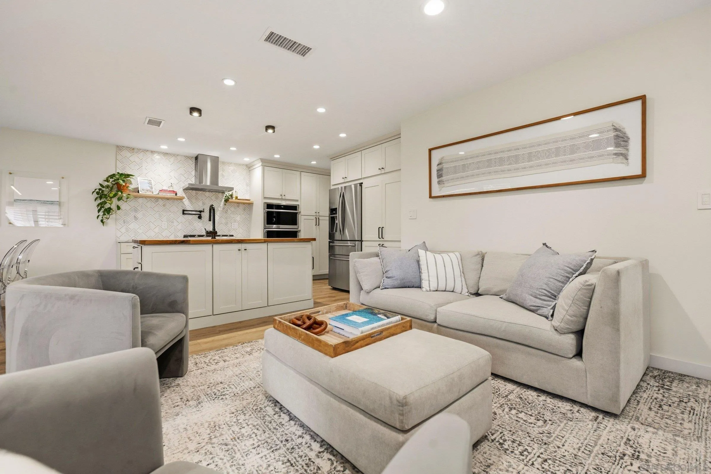 Photo #11: 260012168 Listing: Photo #11