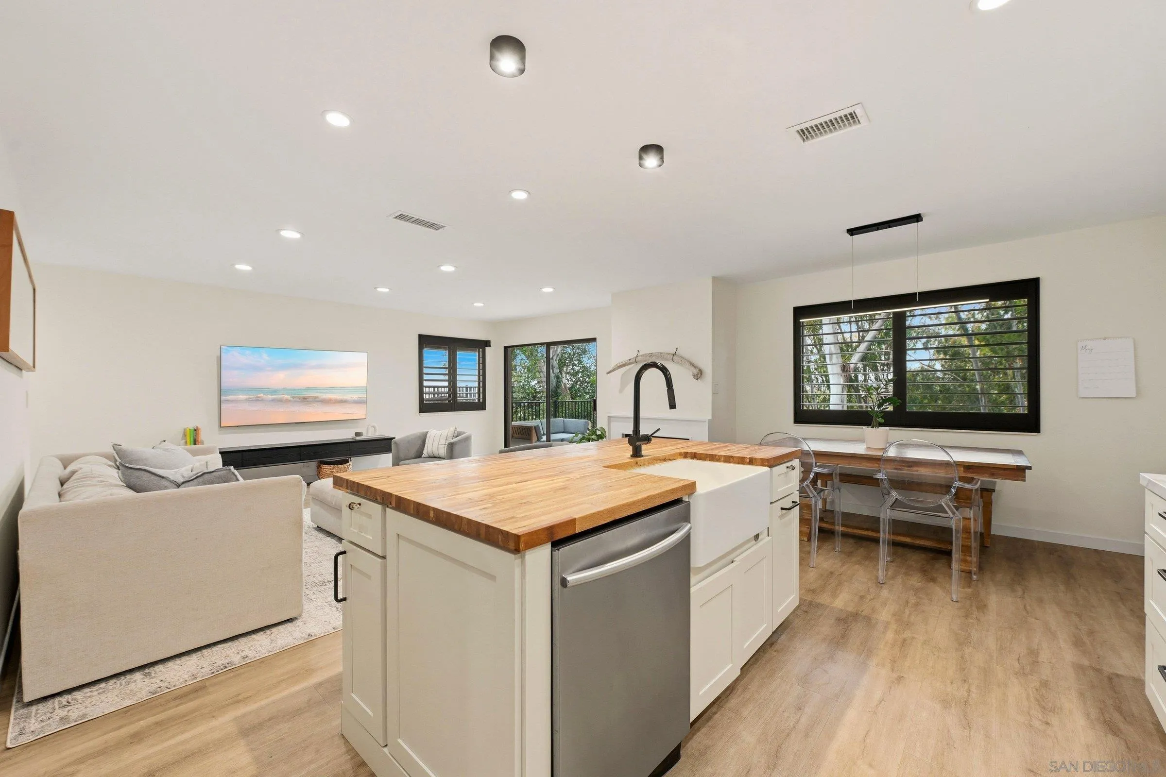 Photo #9: 260012168 Listing: Photo #9