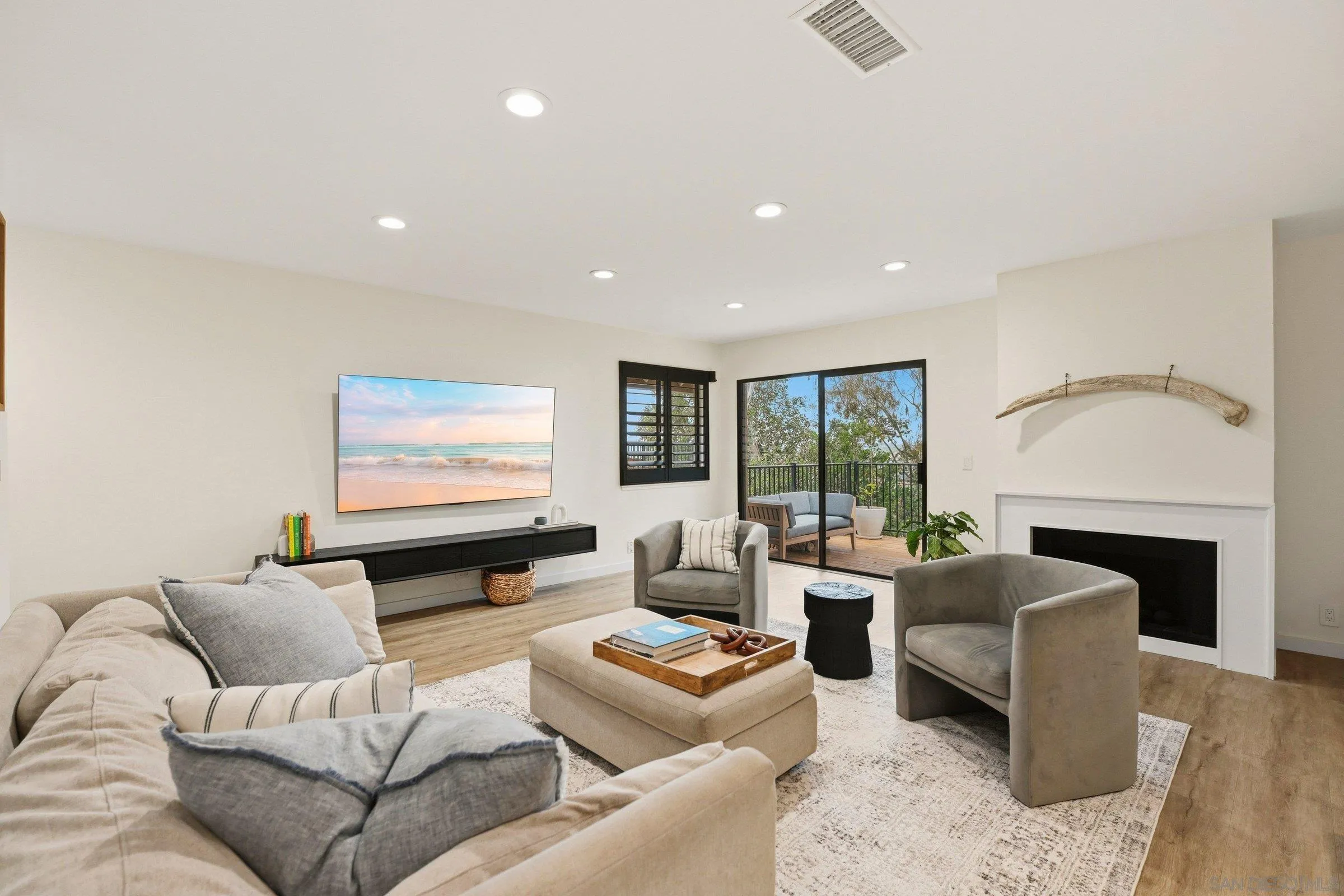 Photo #10: 260012168 Listing: Photo #10