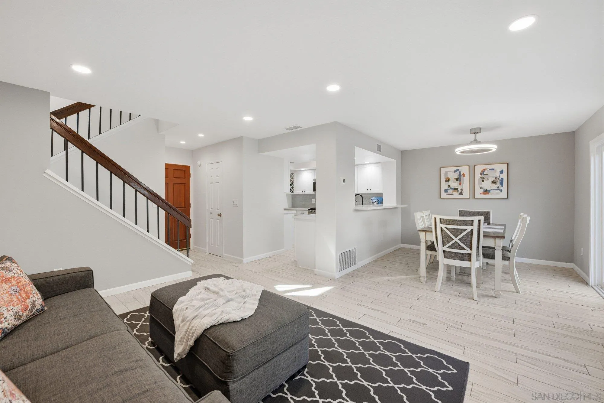 Photo #11: 260012174 Listing: Photo #11