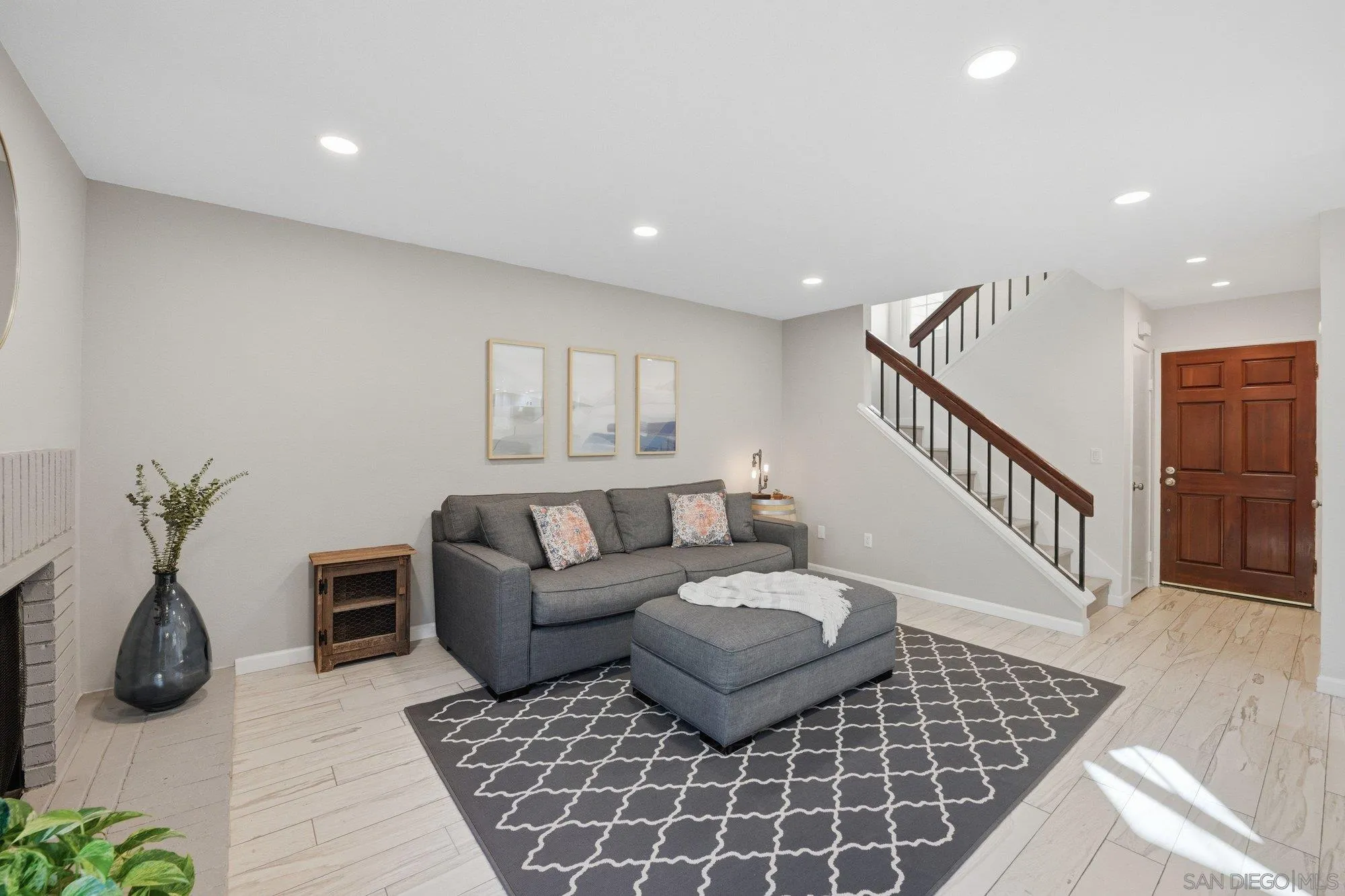 Photo #8: 260012174 Listing: Photo #8