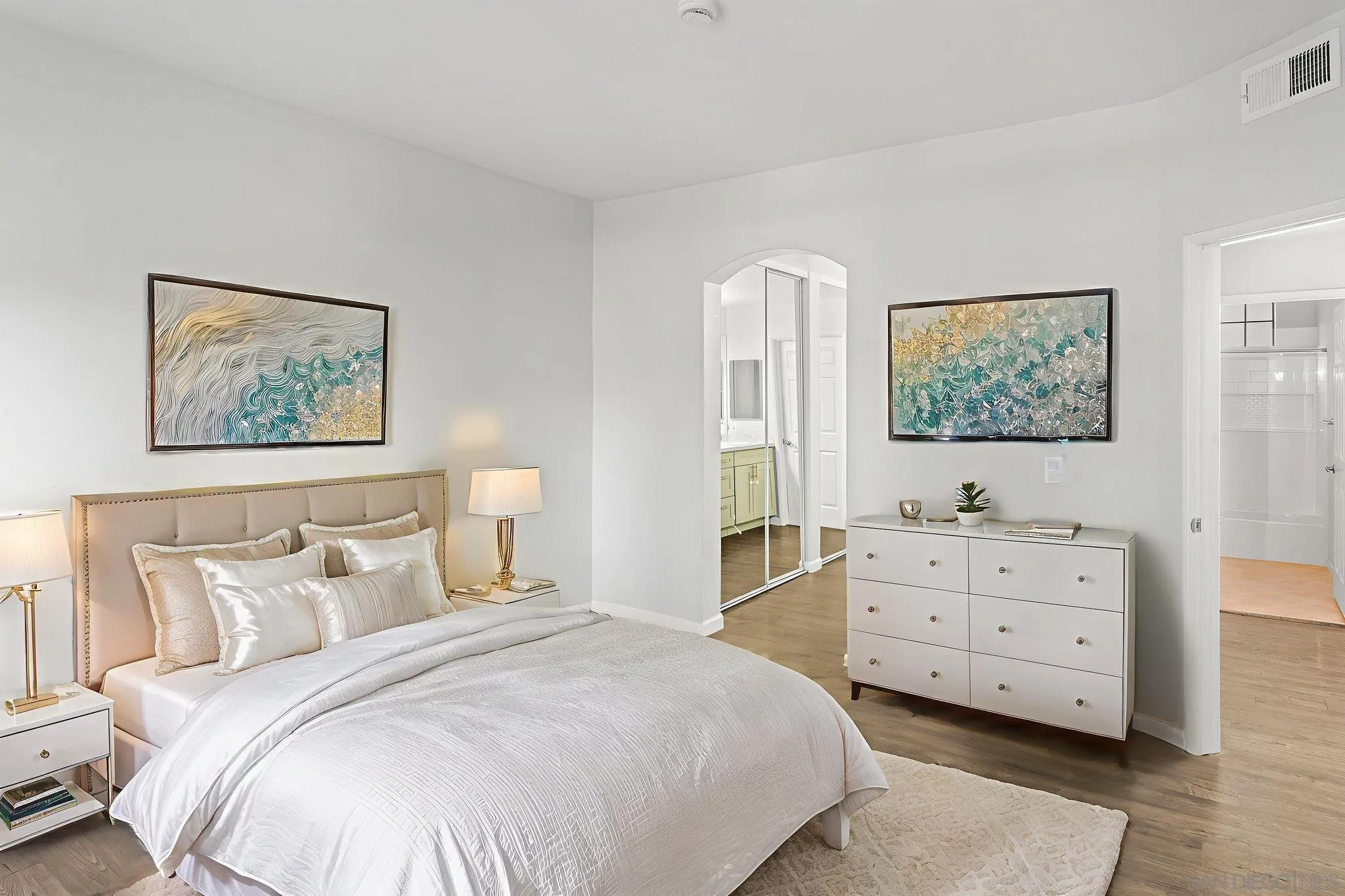 Photo #11: 260012178 Listing: Photo #11