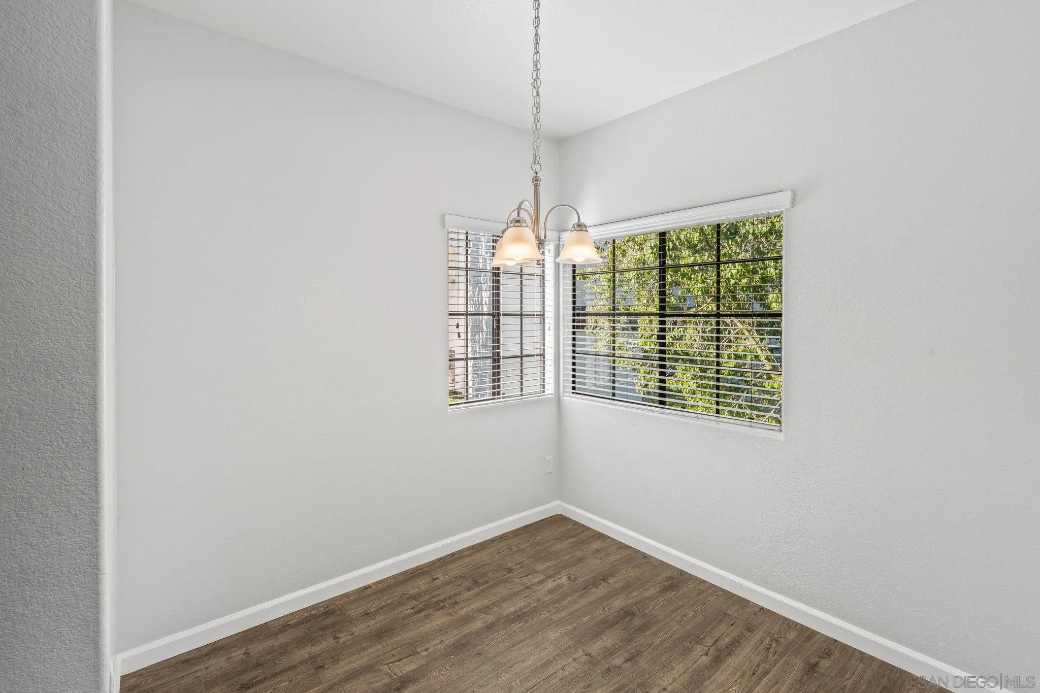 Photo #9: 260012178 Listing: Photo #9